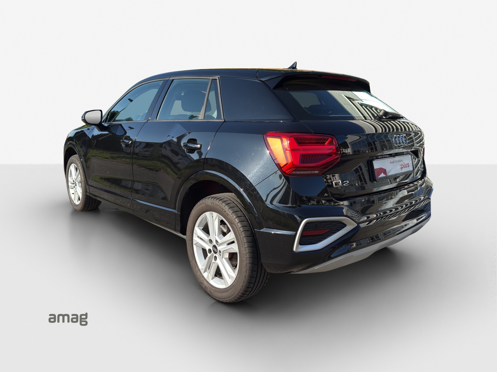 AUDI Q2 40 TFSI advanced quattro S-tronic-image-4
