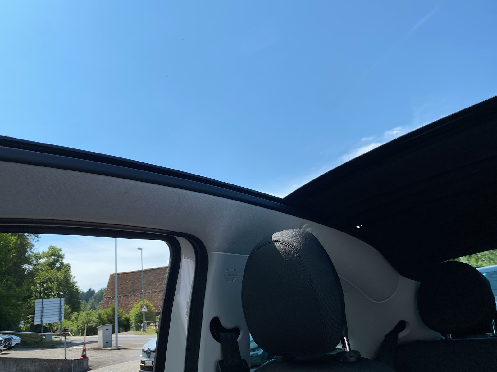 FIAT 500 Cabrio Swiss Edition-image-15