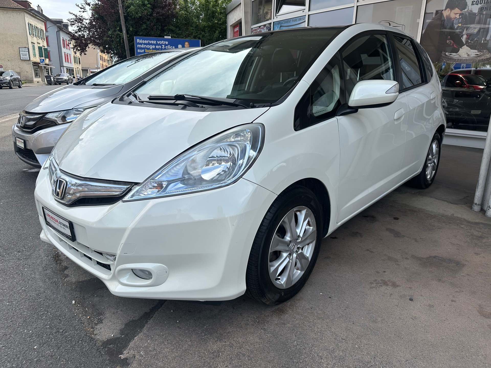HONDA Jazz 1.3i Hybrid Exclusive CVT-image-0