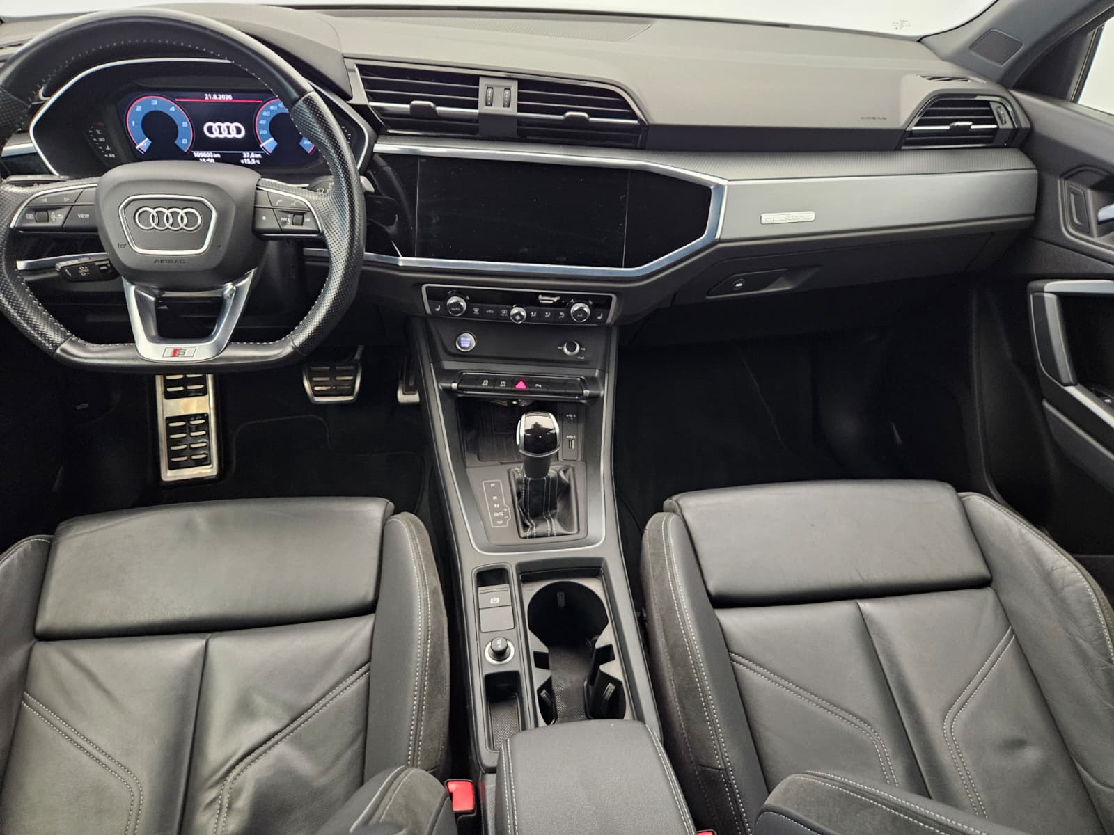 AUDI Q3 35 TDI advanced quattro-image-9