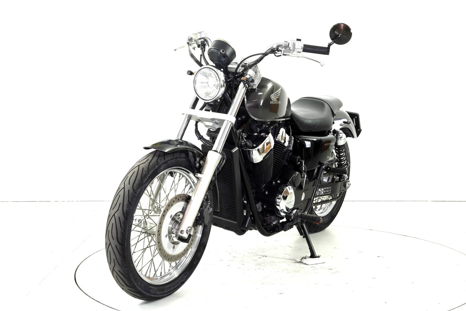 HONDA VT750S ABS-showroom-element-2
