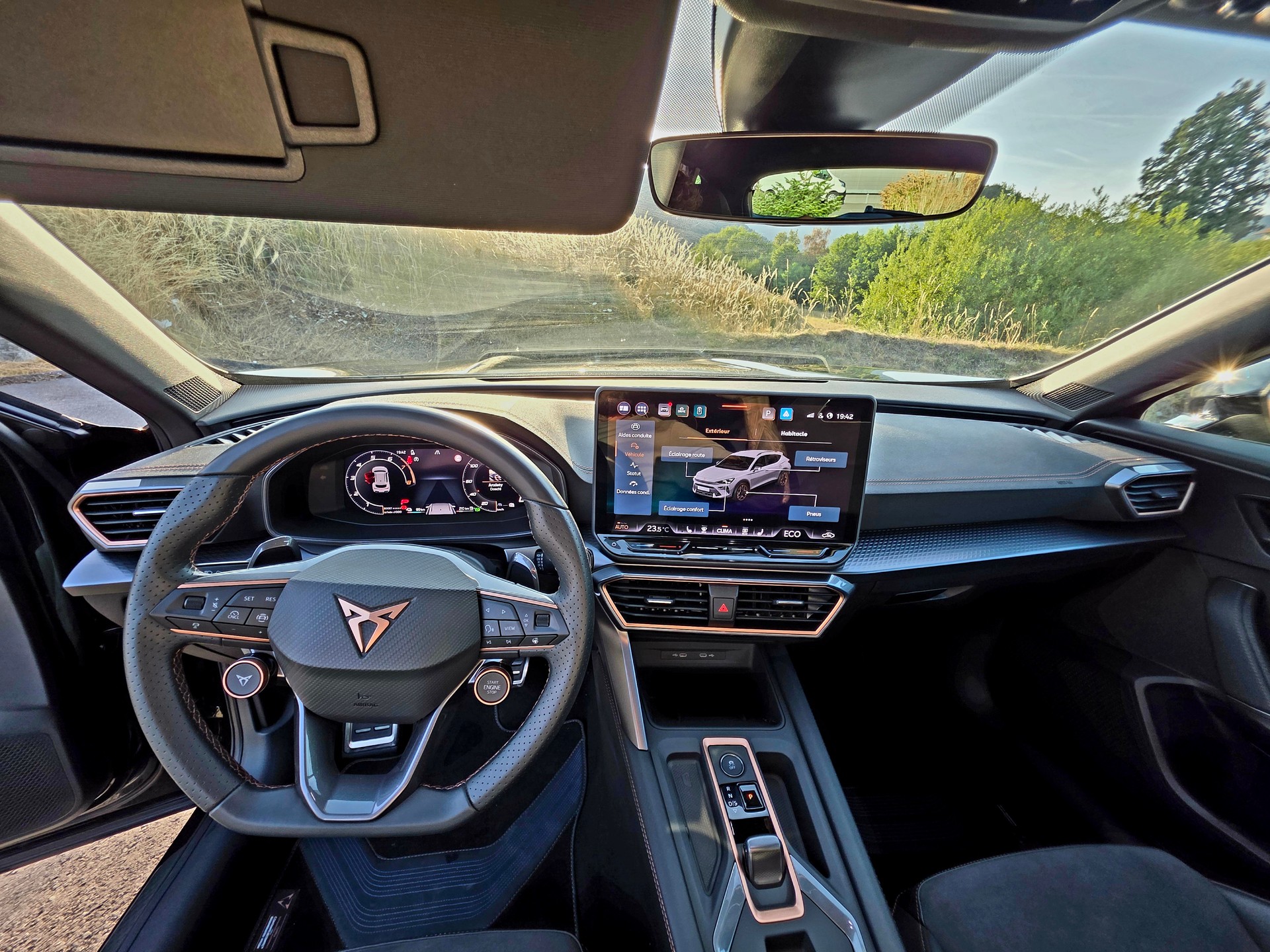 CUPRA 1.5 eHybrid VZ DSG-image-10