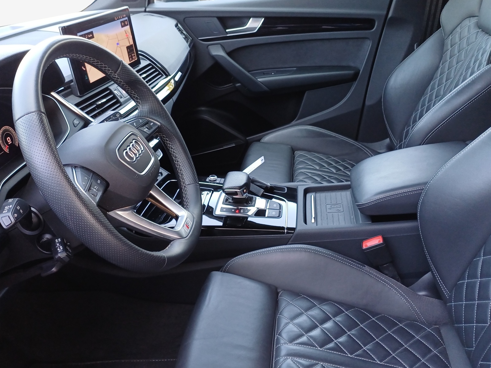 AUDI Q5 Sportback 45 TFSI S line quattro S-tronic-image-7