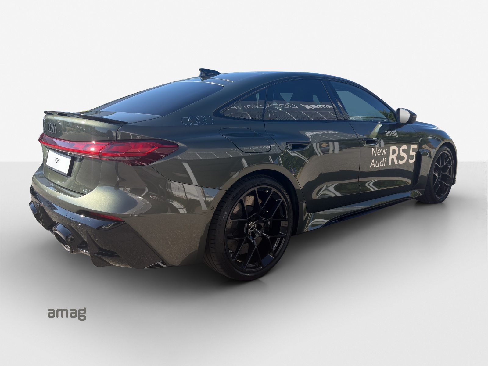 AUDI RS 5 Limousine TFSI 470 kW Tiptronic quattro-image-4