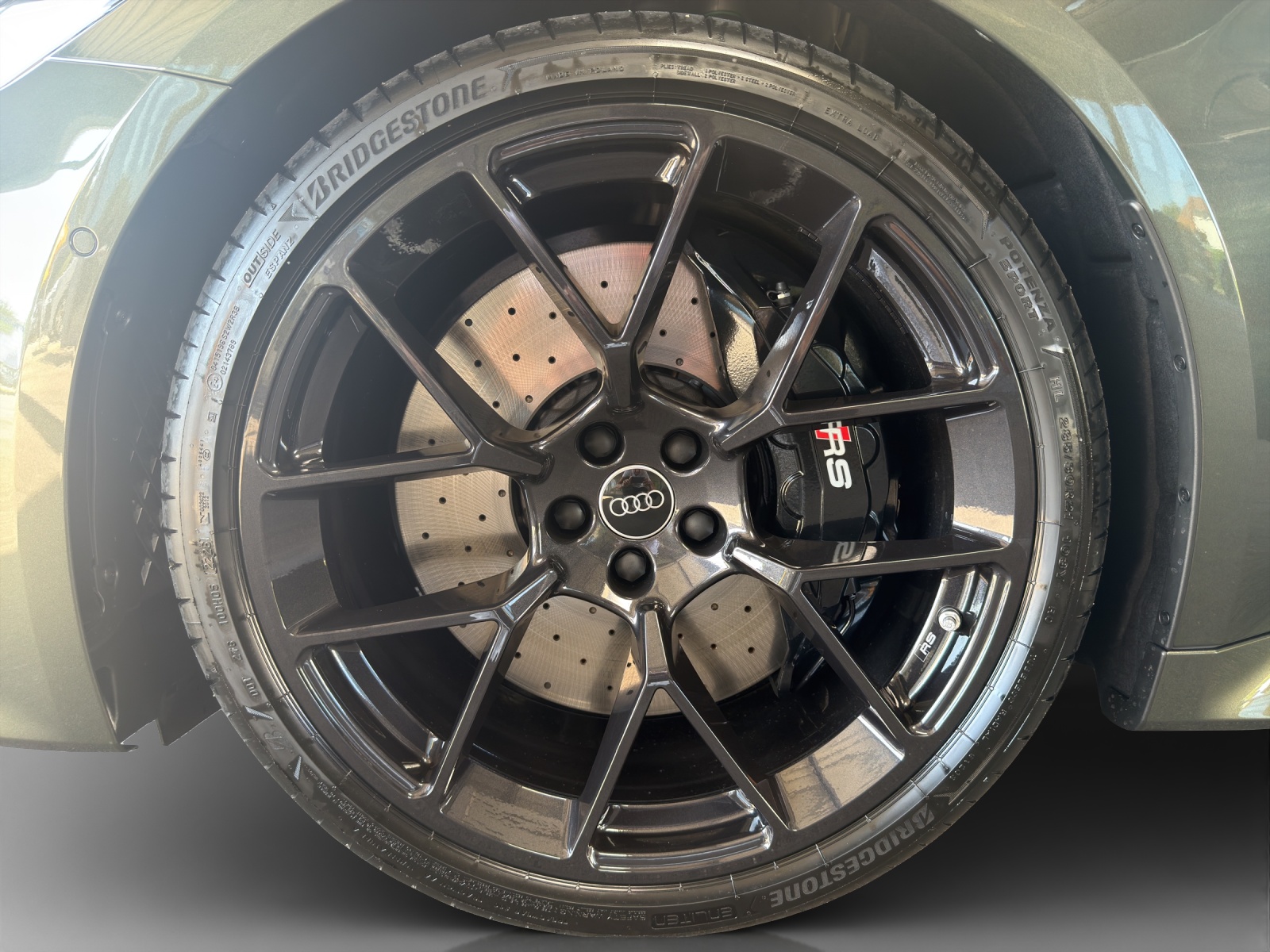 AUDI RS 5 Limousine TFSI 470 kW Tiptronic quattro-image-13