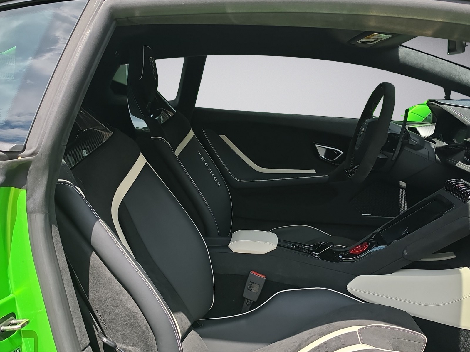 LAMBORGHINI Huracan Coupé 5.2 Tecnica-image-3