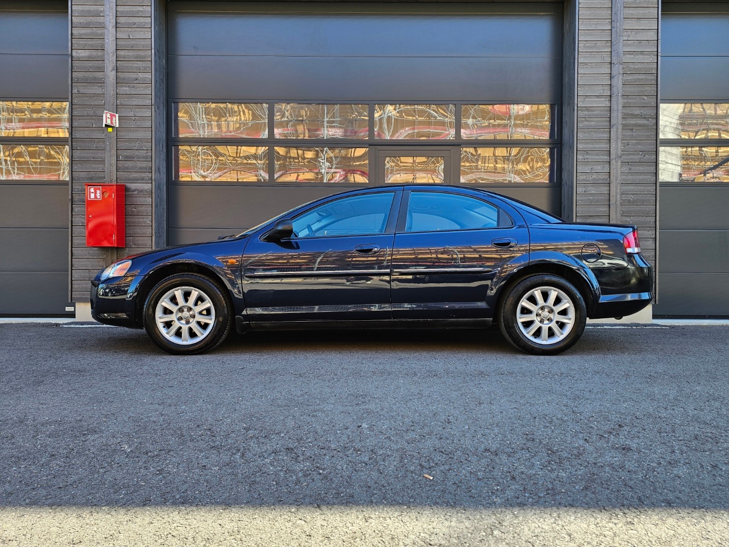 CHRYSLER Sebring 2.7 V6 Limited (LX)-image-7