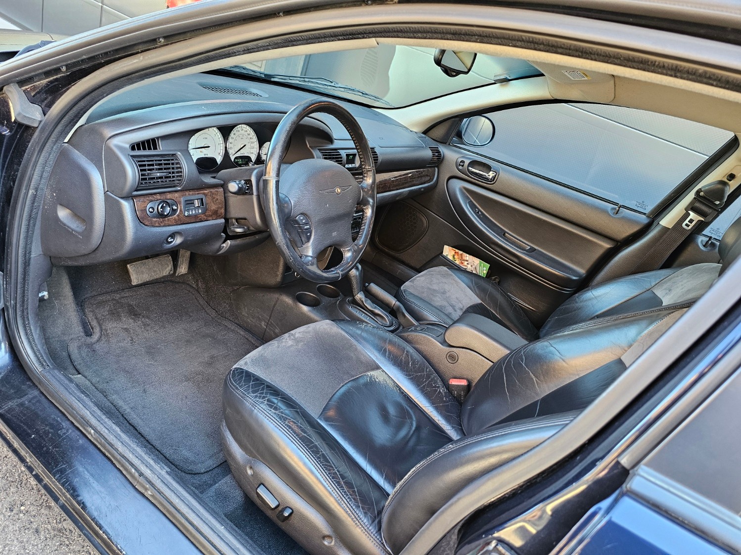 CHRYSLER Sebring 2.7 V6 Limited (LX)-image-9