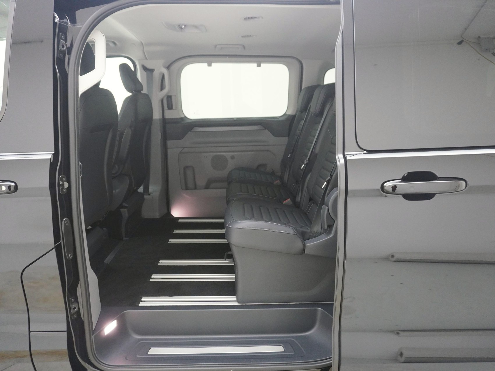 FORD Tourneo Custom 320 L1 2.0 TDCI 4x4 Titanium X-image-15