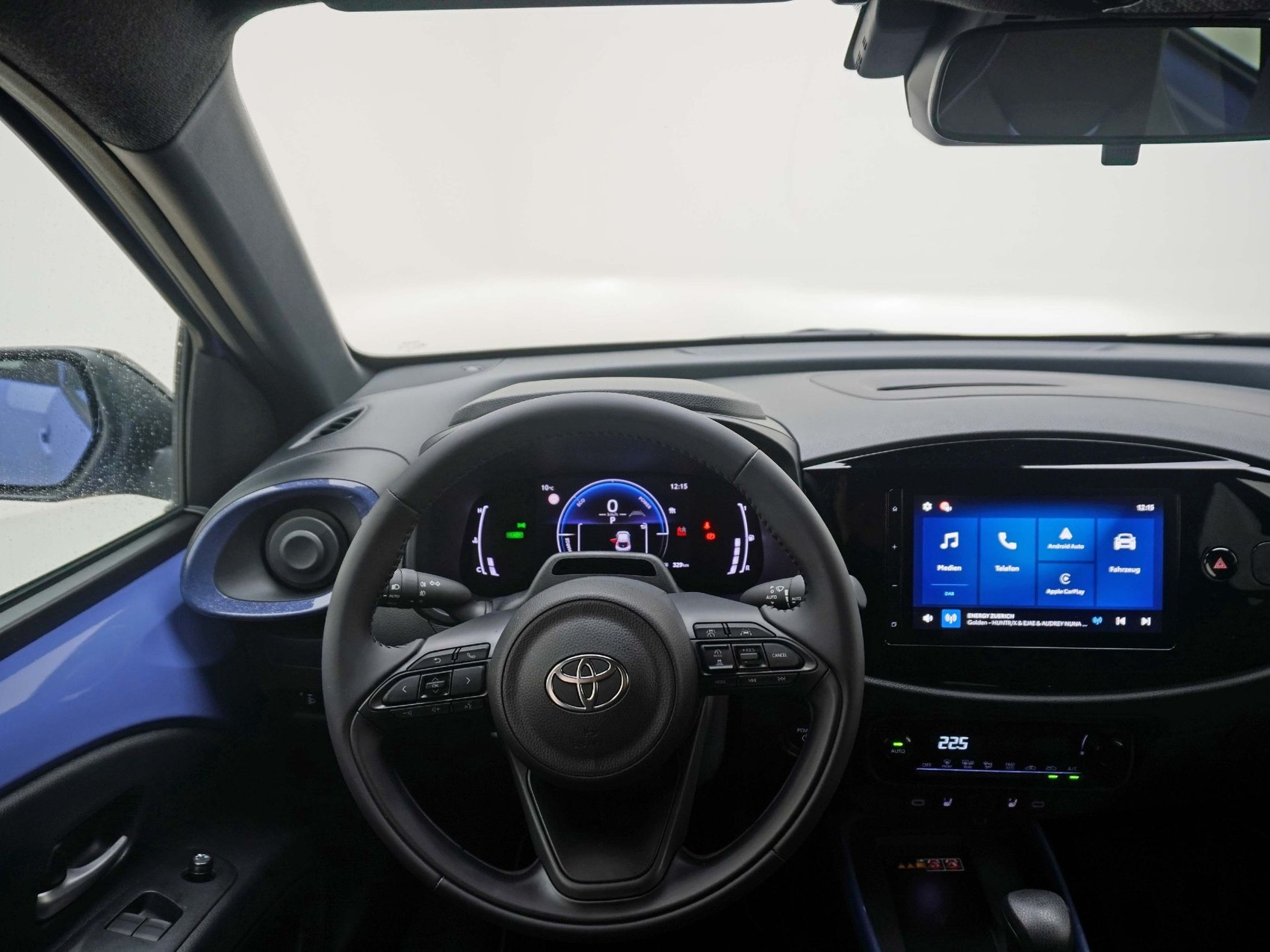 TOYOTA Aygo X 1.5 VVT-i HSD Trend-image-15