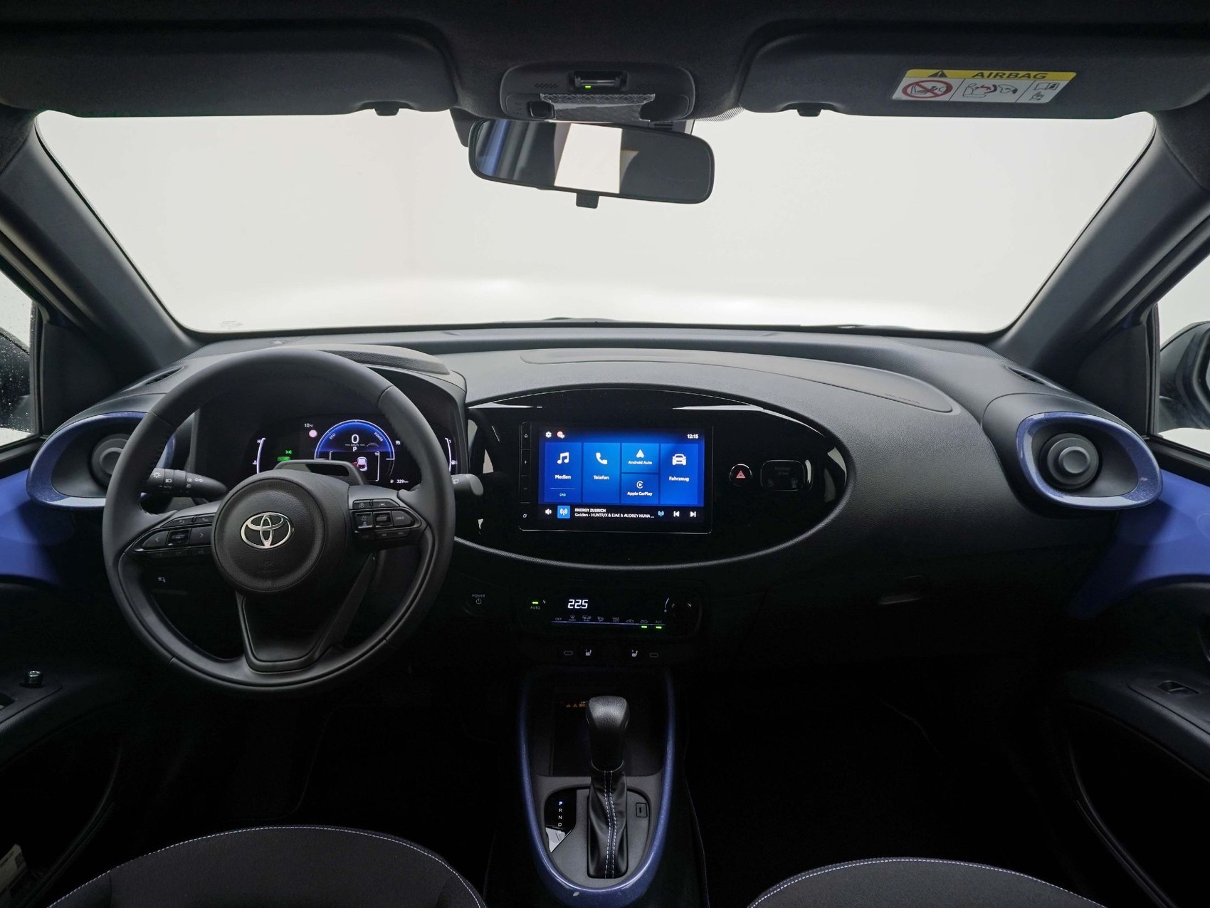 TOYOTA Aygo X 1.5 VVT-i HSD Trend-image-13