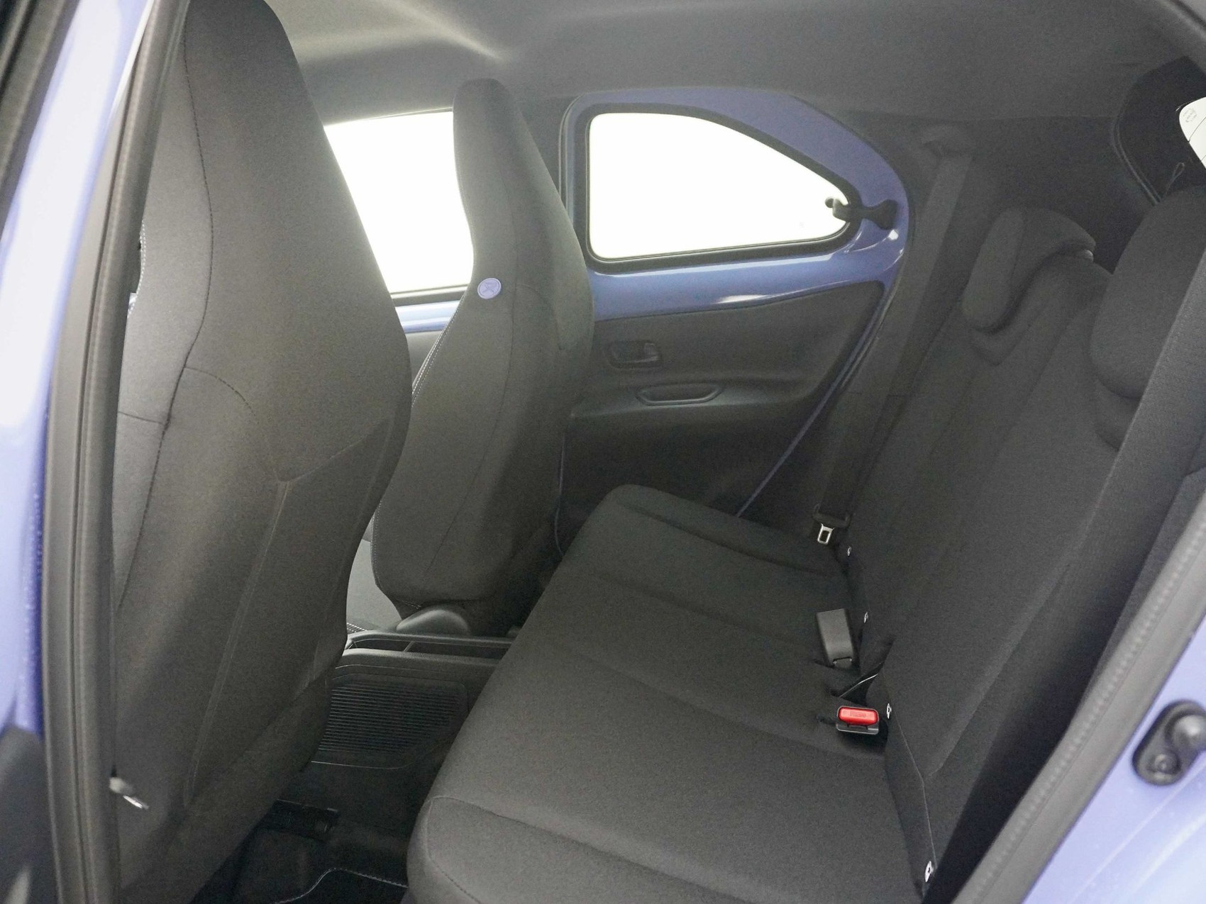 TOYOTA Aygo X 1.5 VVT-i HSD Trend-image-8