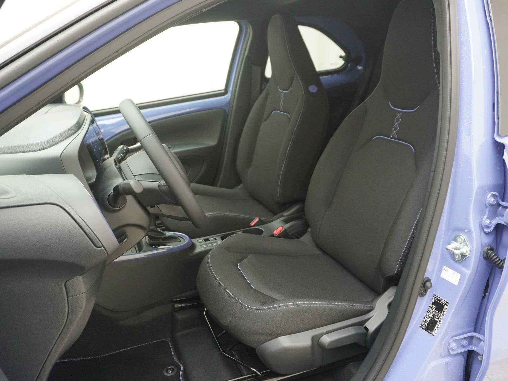 TOYOTA Aygo X 1.5 VVT-i HSD Trend-image-7