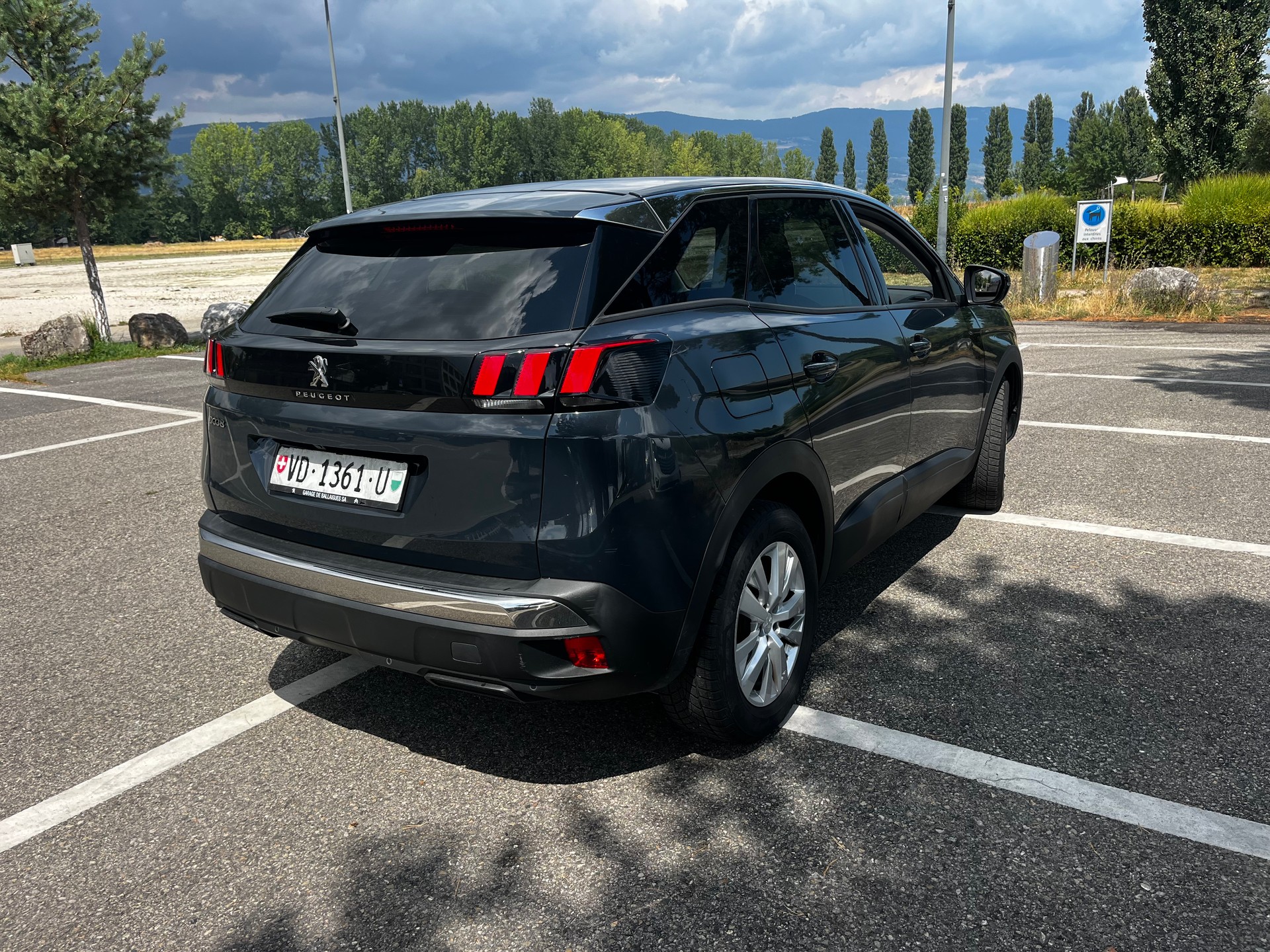 PEUGEOT 3008 1.2 PureTech GT Line EAT-image-5