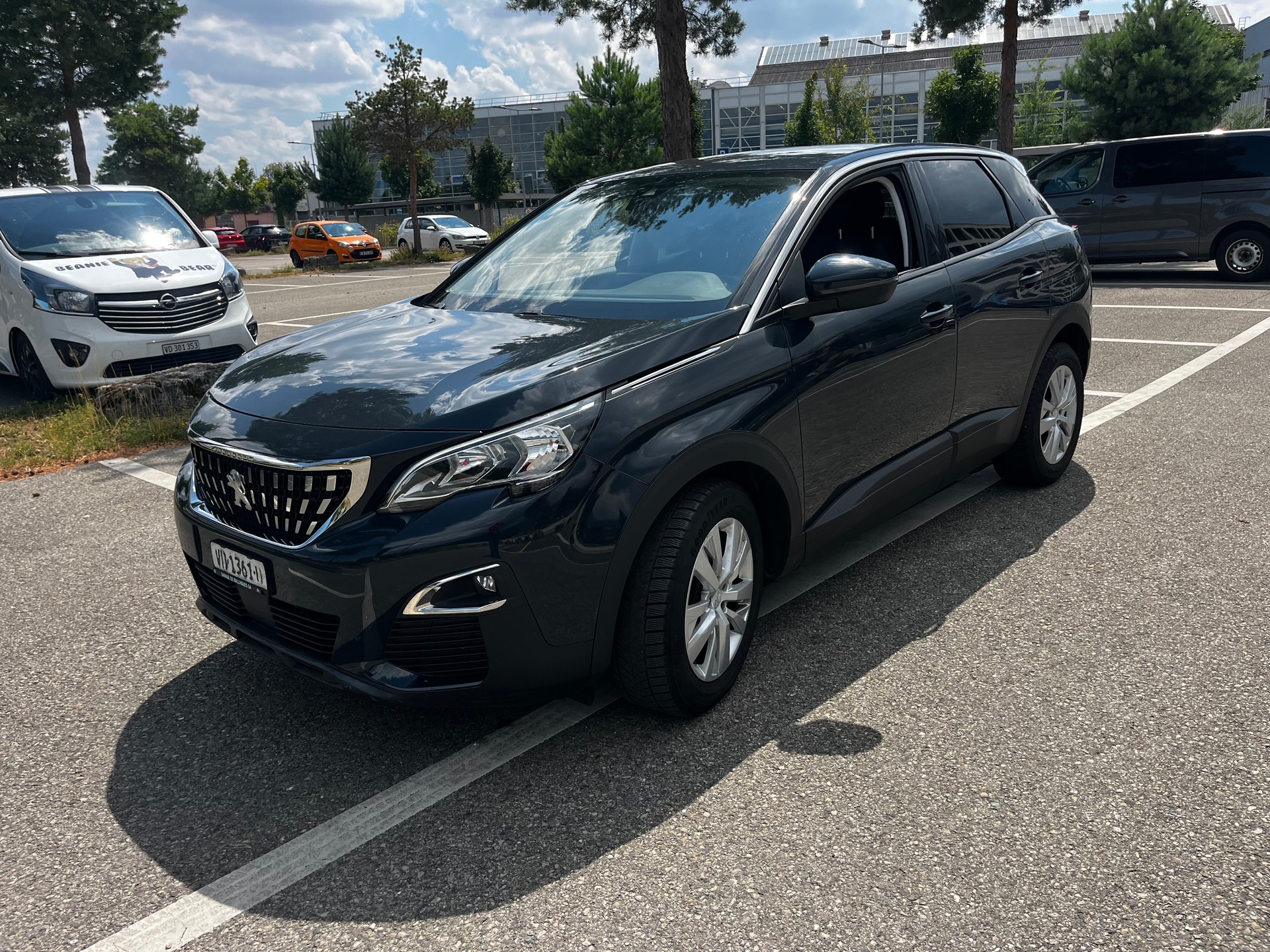 PEUGEOT 3008 1.2 PureTech GT Line EAT-image-3