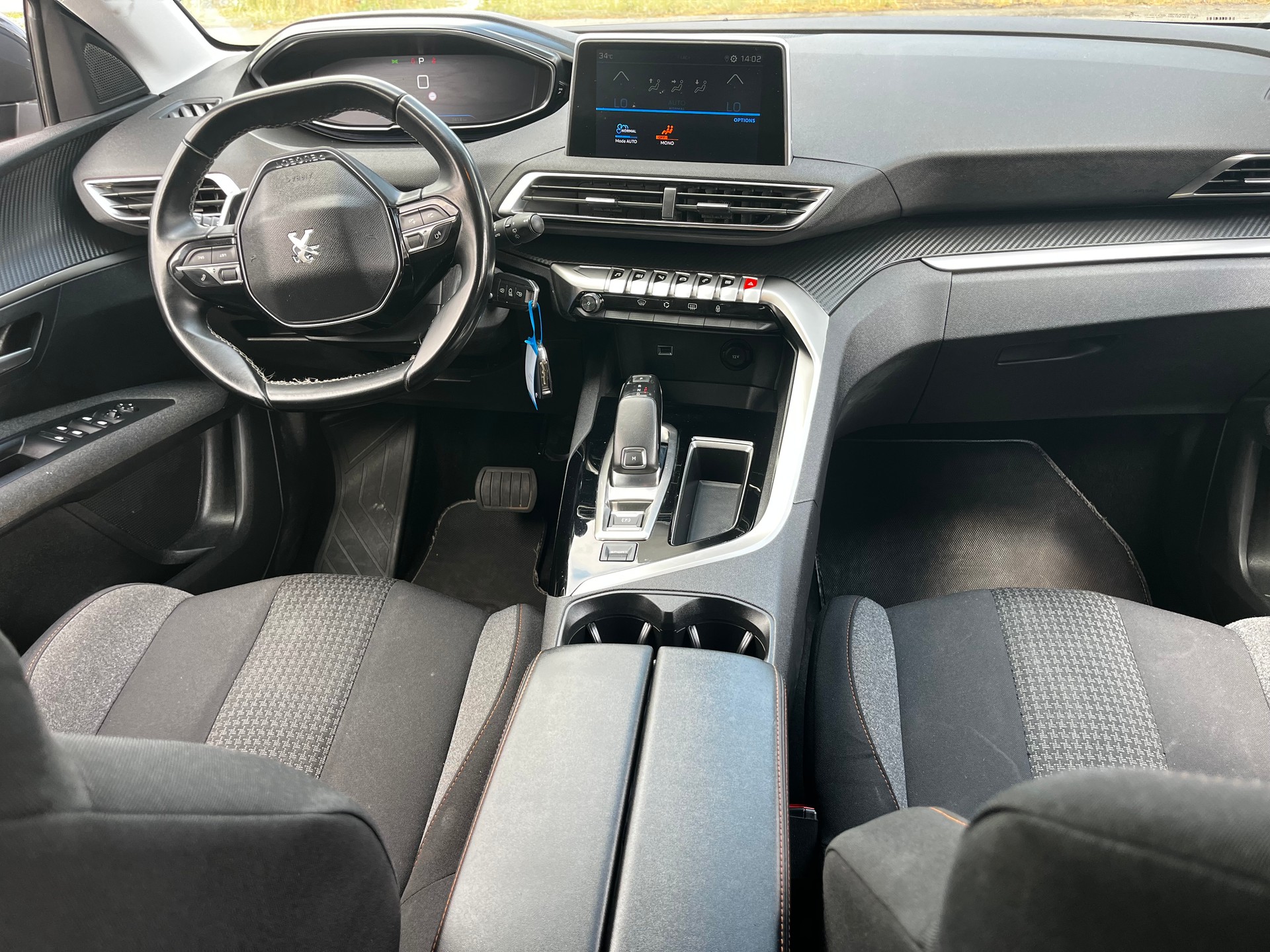 PEUGEOT 3008 1.2 PureTech GT Line EAT-image-10