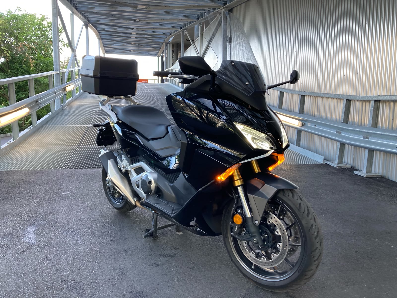 HONDA NSS 750