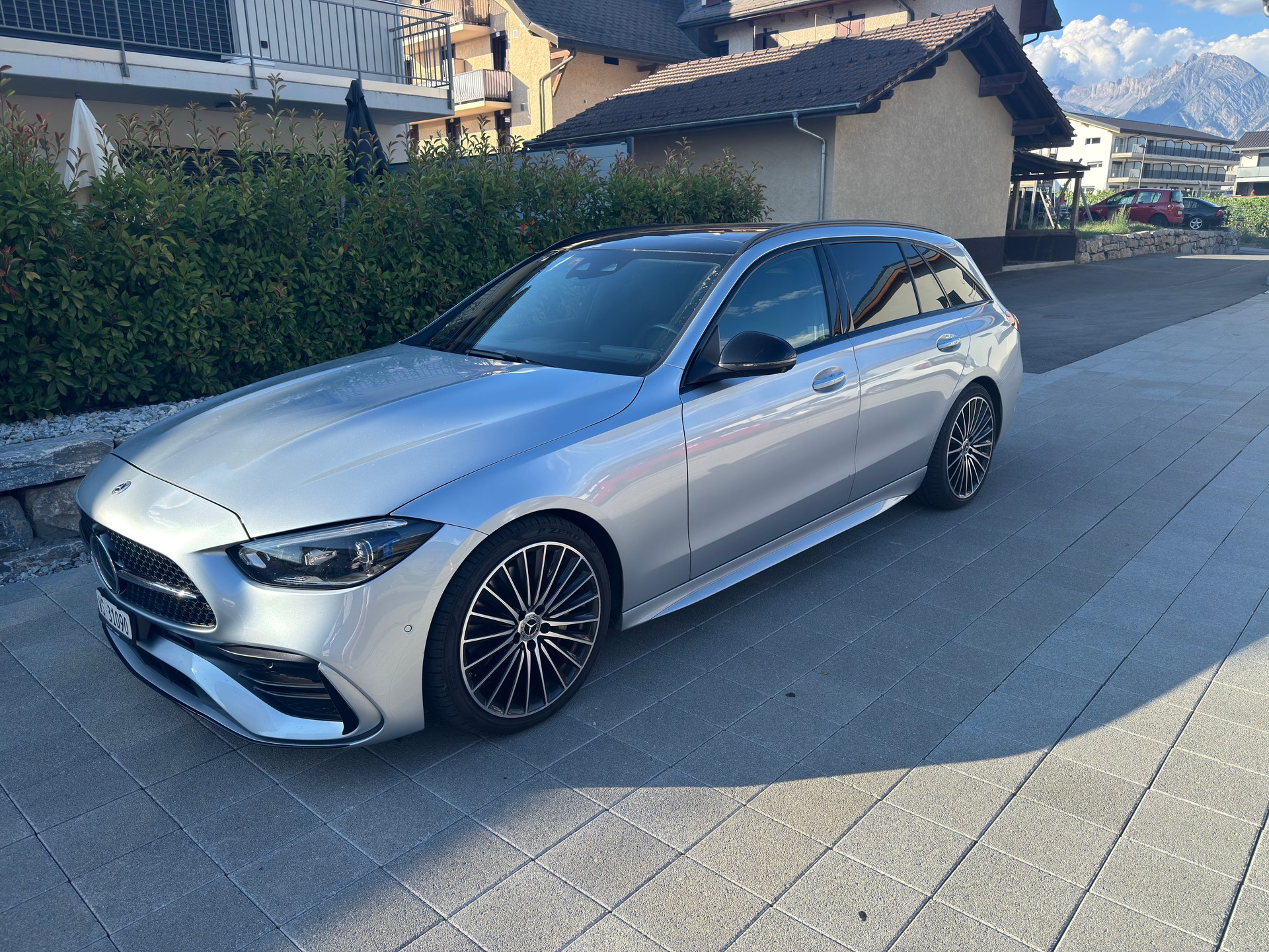 MERCEDES-BENZ C 220 d Swiss Star AMG Line 4matic-image-0