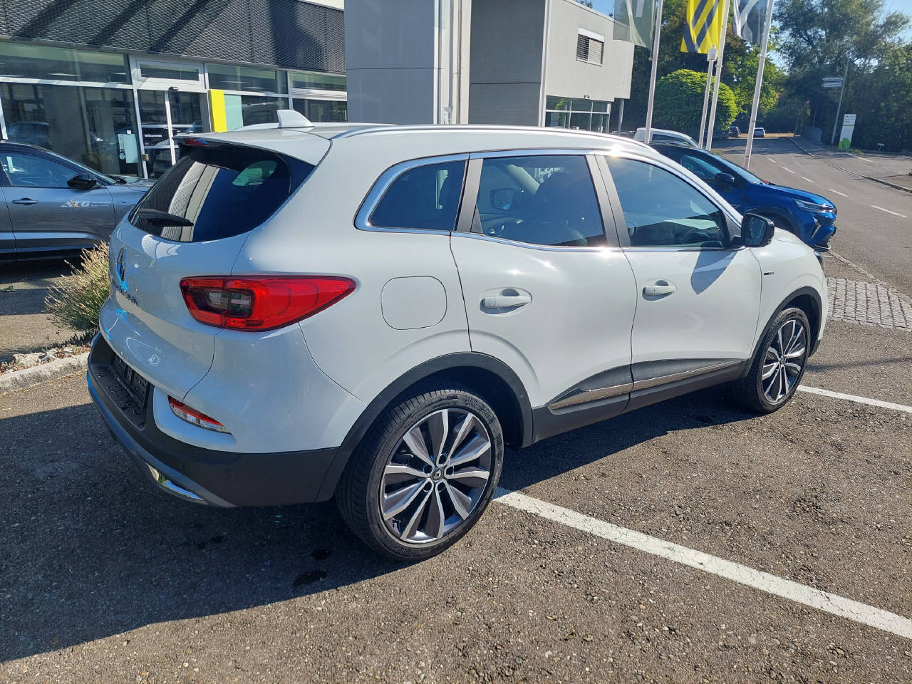 RENAULT Kadjar 1.3 TCe 160 Intens EDC-image-4
