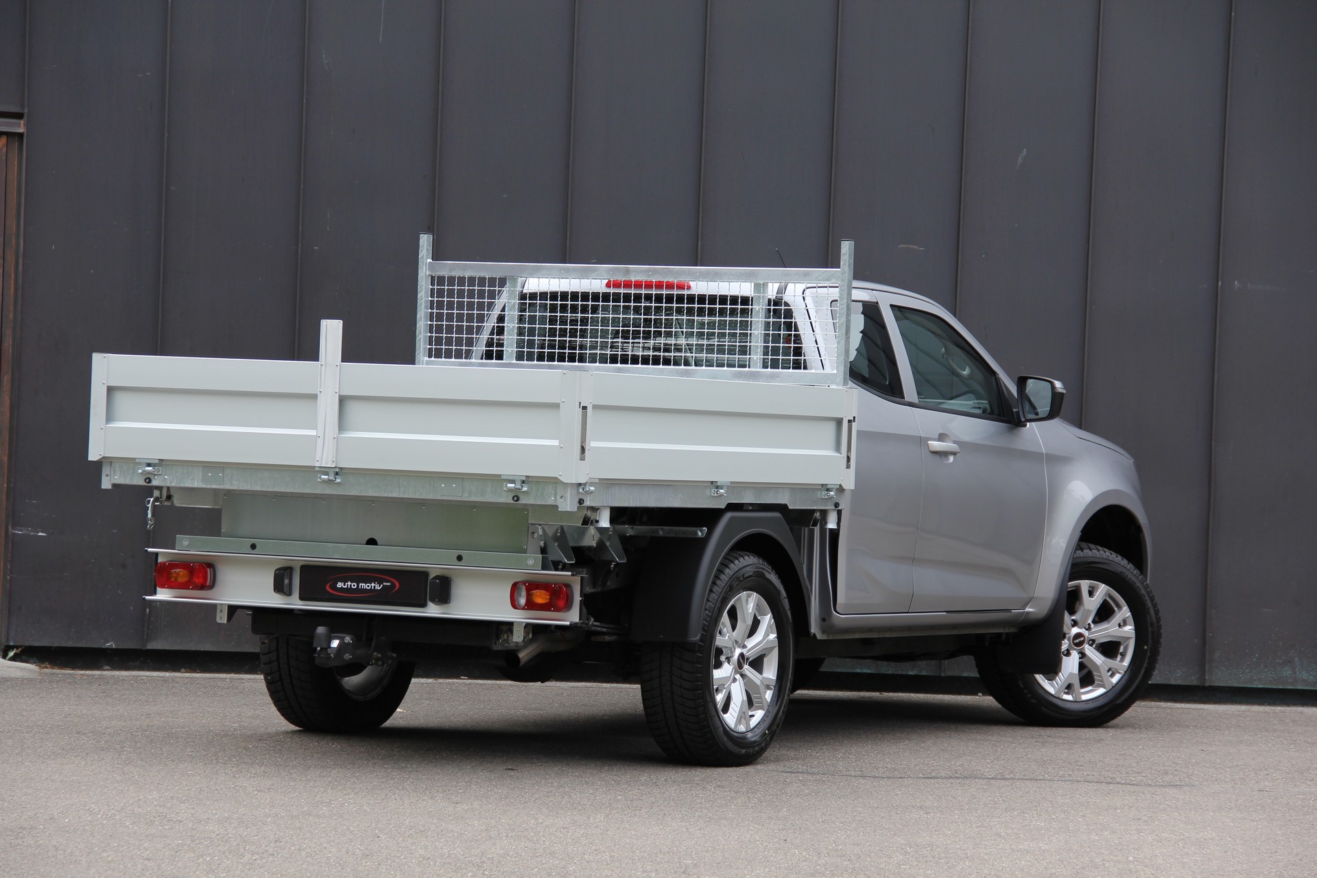ISUZU D-MAX 1.9 SpaceCab N60B 4x4 **KIPPER-3-SEITEN** ANHÄNGERKUP.-3500Kg **5-JAHRE-WERKSGARANTIE** **AUTOMAT** *EDELSTAHL-BODEN*-image-3