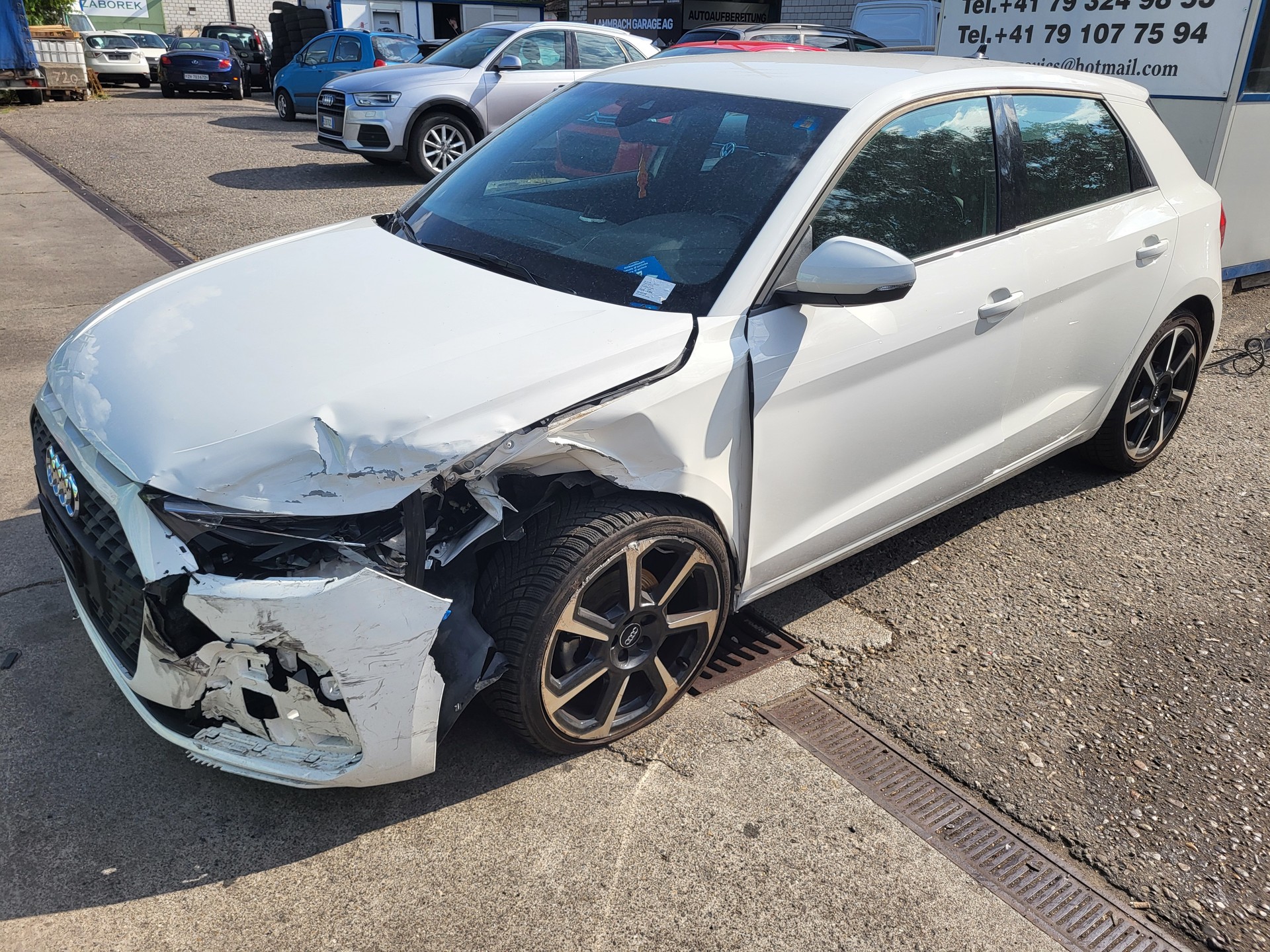 AUDI A1 Sportback 30 TFSI S Line S-tronic-image-12