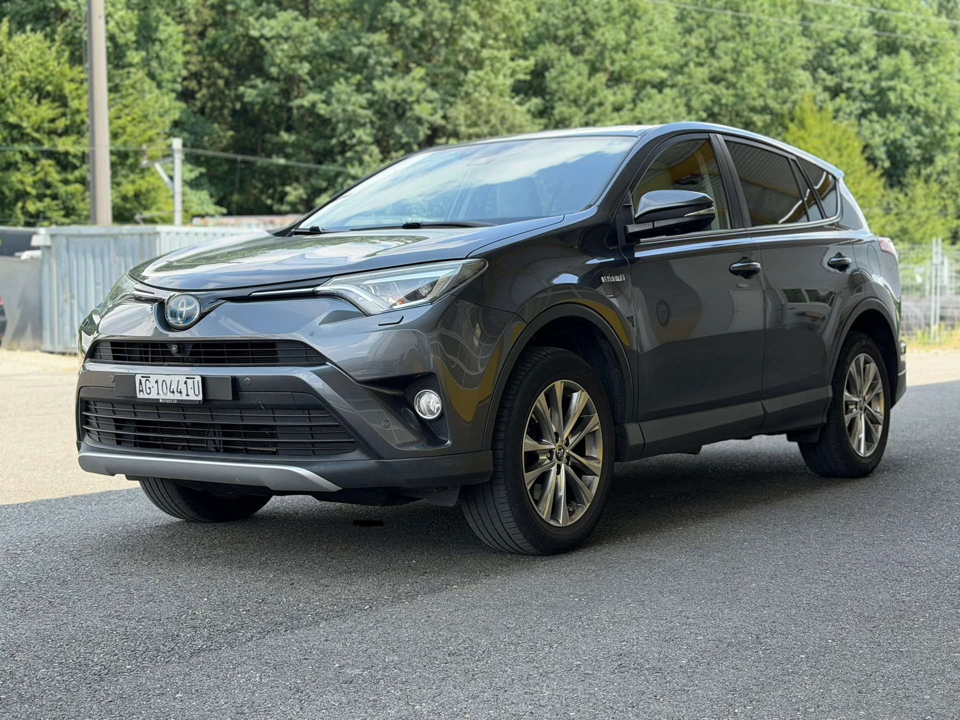 TOYOTA RAV-4 2.5 HSD Sol Premium e-CVT-image-2