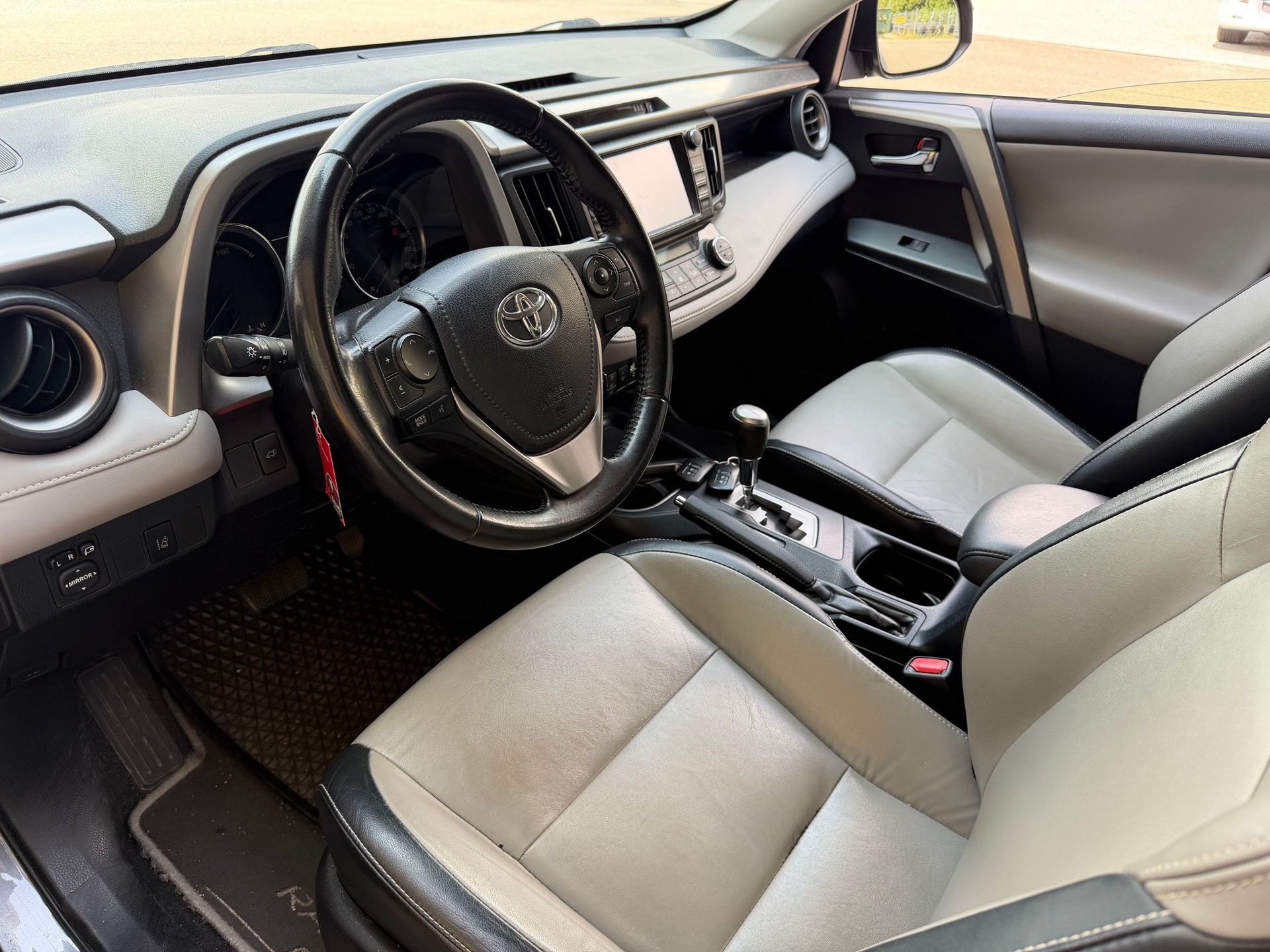 TOYOTA RAV-4 2.5 HSD Sol Premium e-CVT-image-9