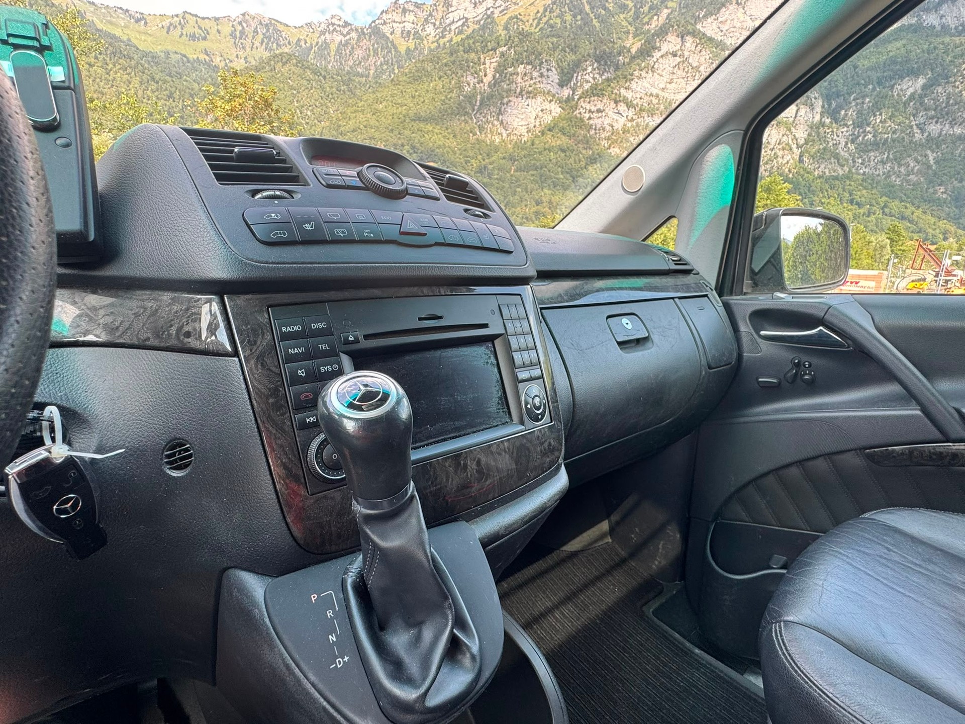 MERCEDES-BENZ Viano 2.2 CDI Blue Efficiency Trend 4Matic A-image-8