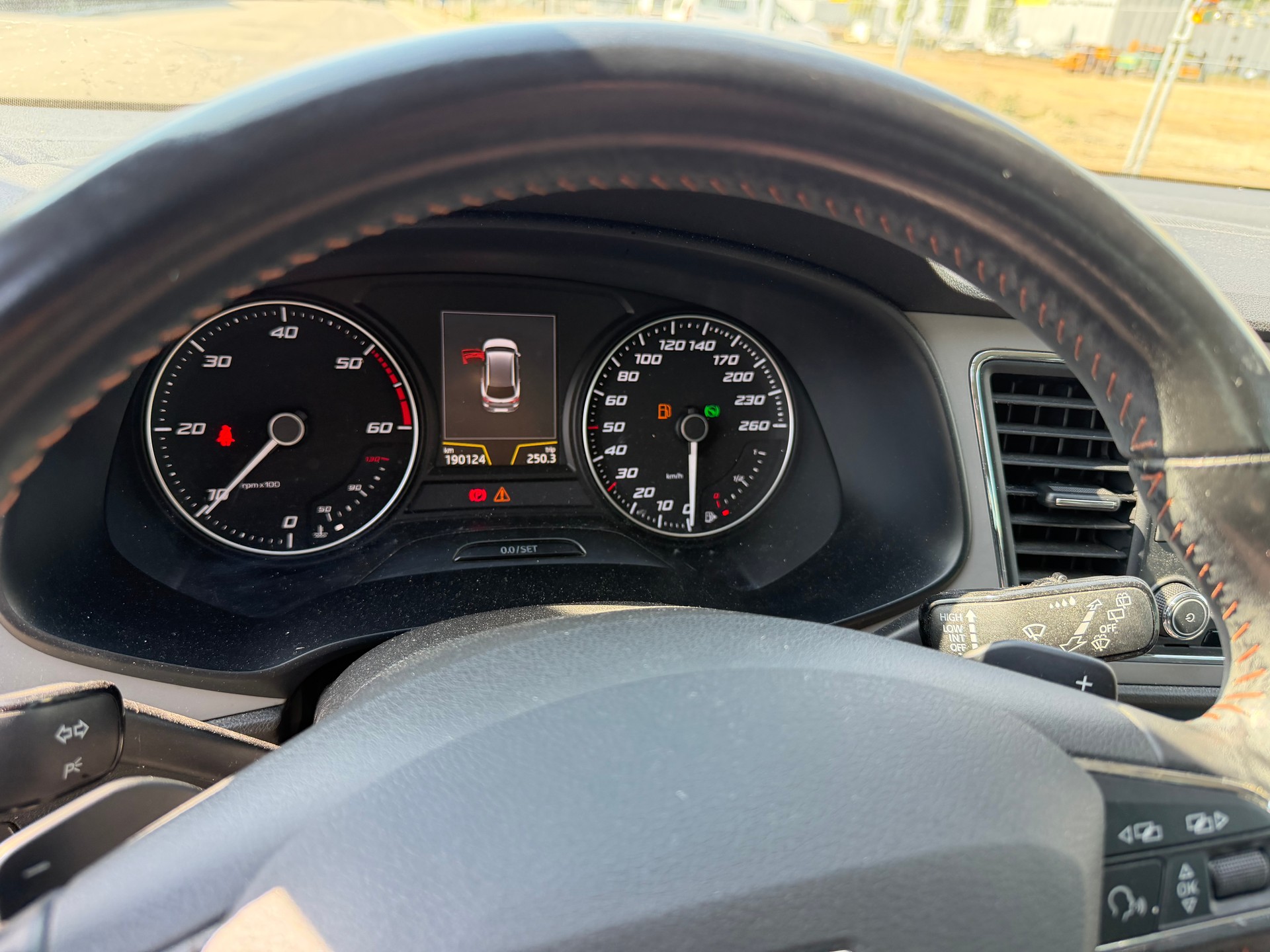 SEAT Leon ST 2.0 TDI X-Perience 4Drive DSG-image-11