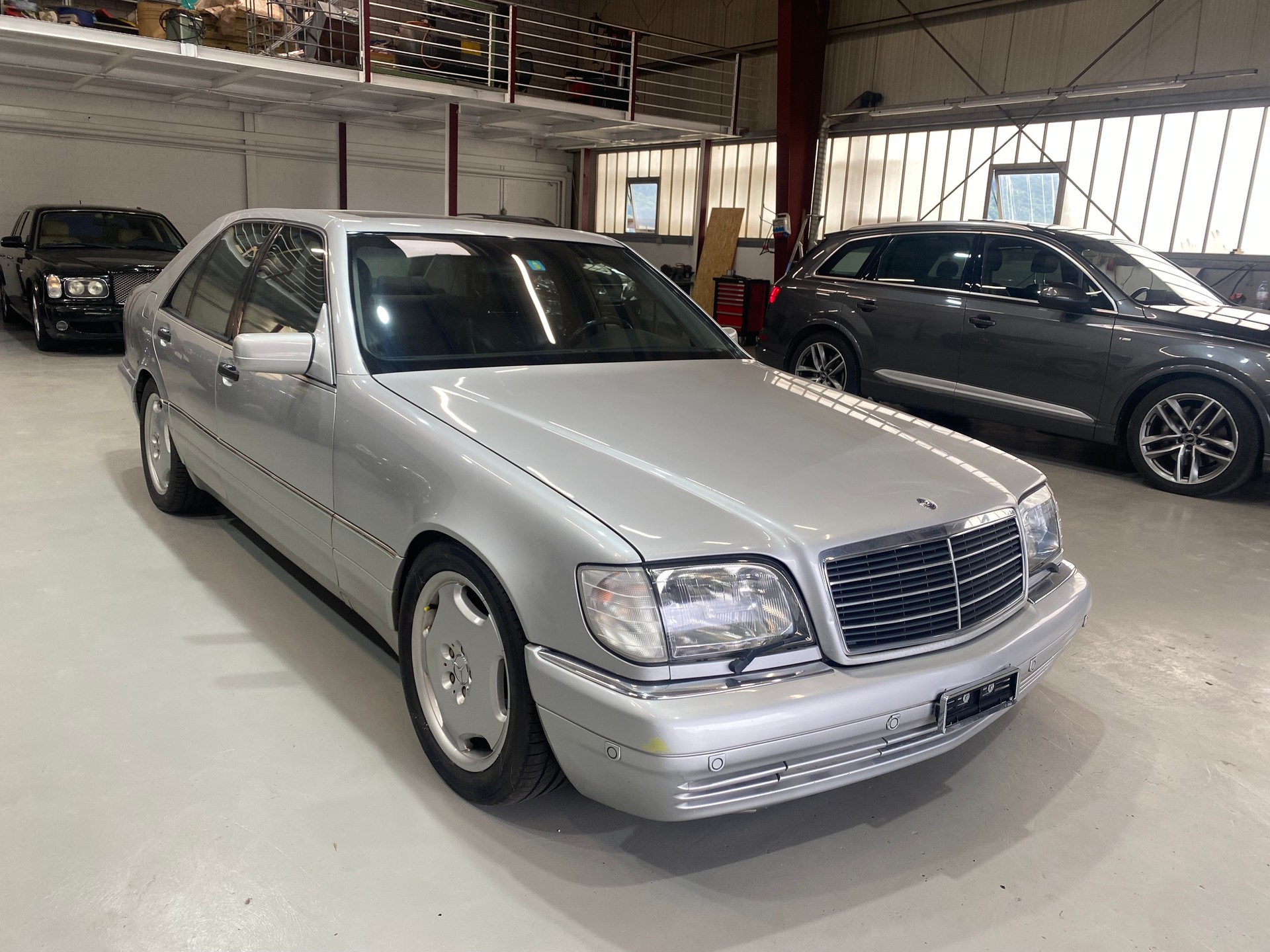 MERCEDES-BENZ S 320 Automatic-image-0