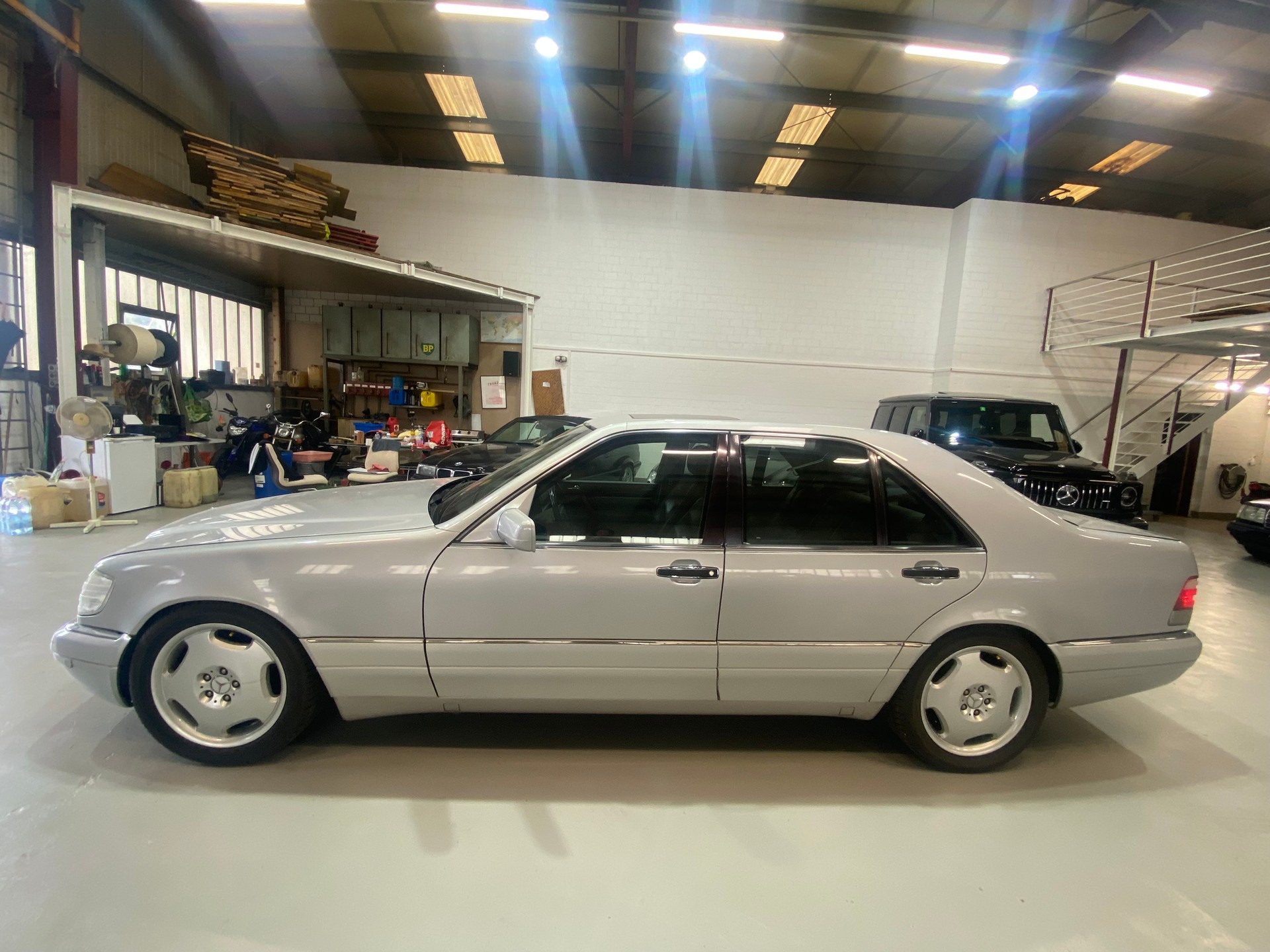 MERCEDES-BENZ S 320 Automatic-image-7