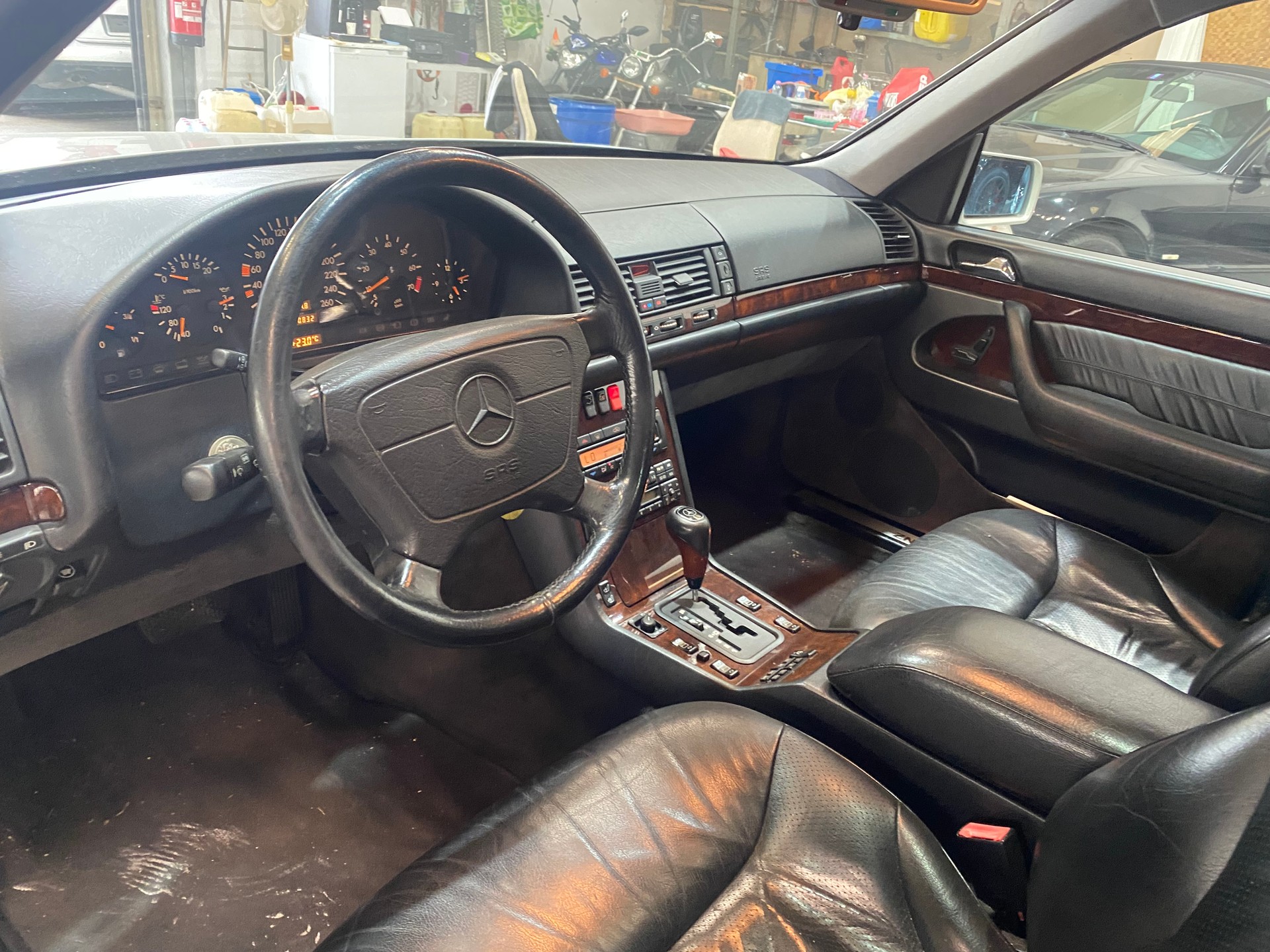 MERCEDES-BENZ S 320 Automatic-image-8