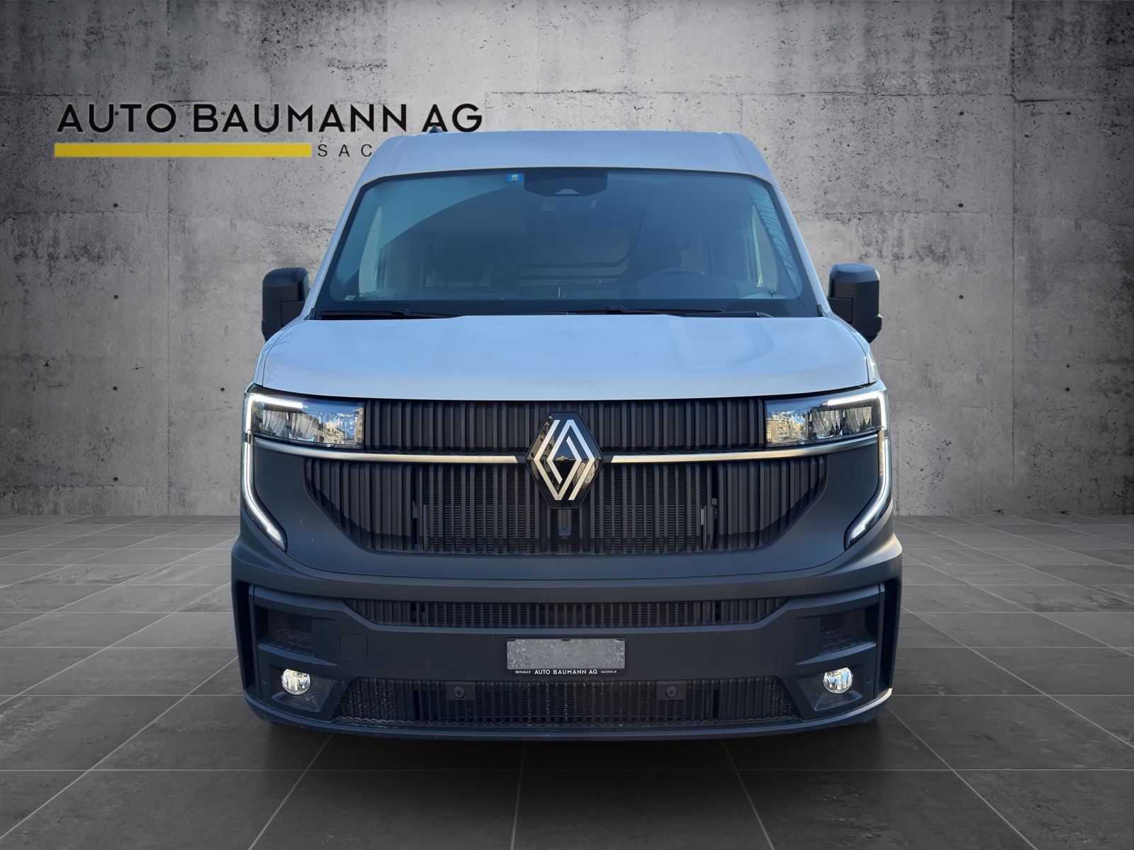RENAULT Master E-Tech 35 EV 87kWh L2H2-image-4