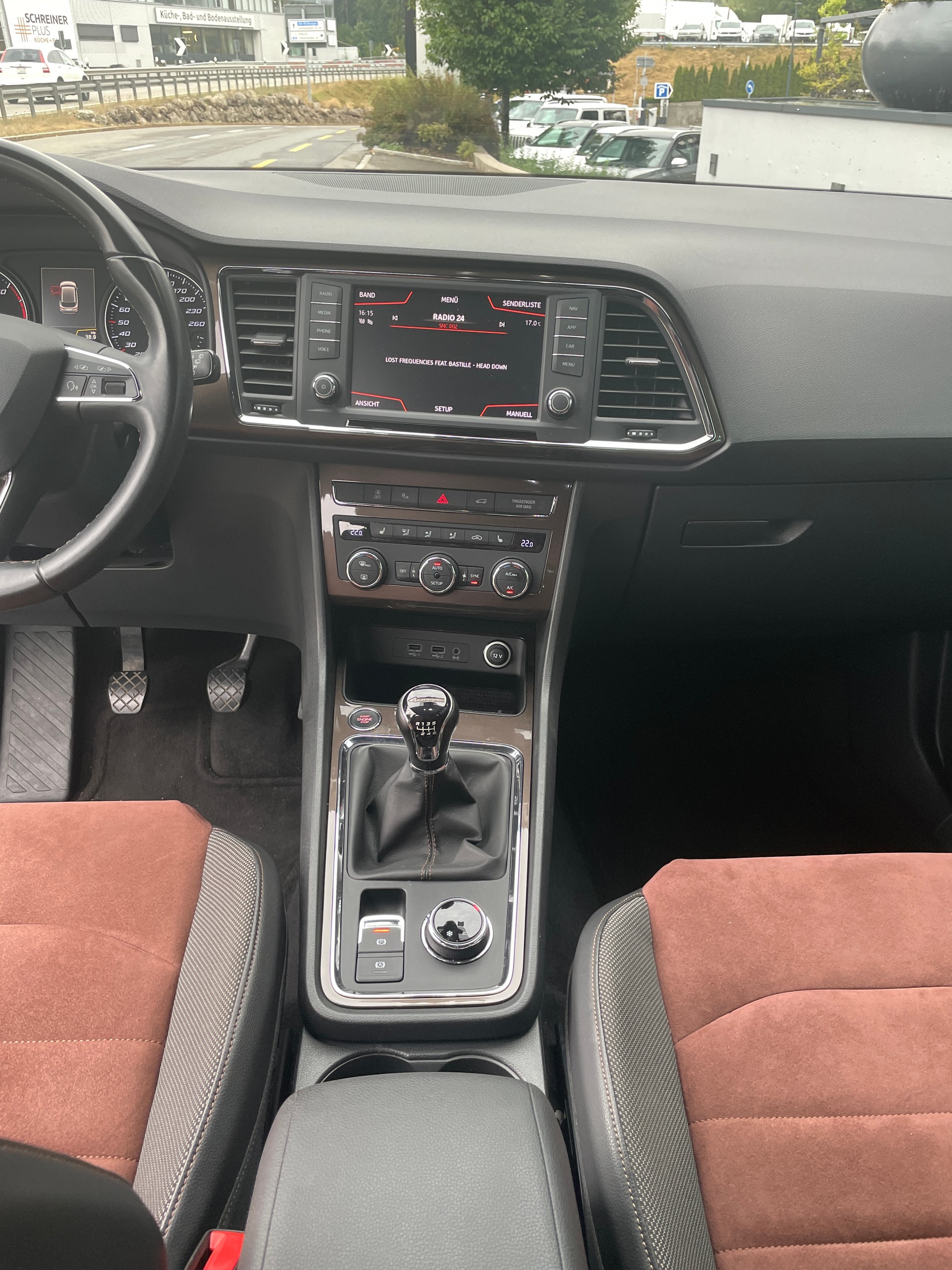 SEAT Ateca 2.0 TDI CR Xcellence 4Drive-image-16