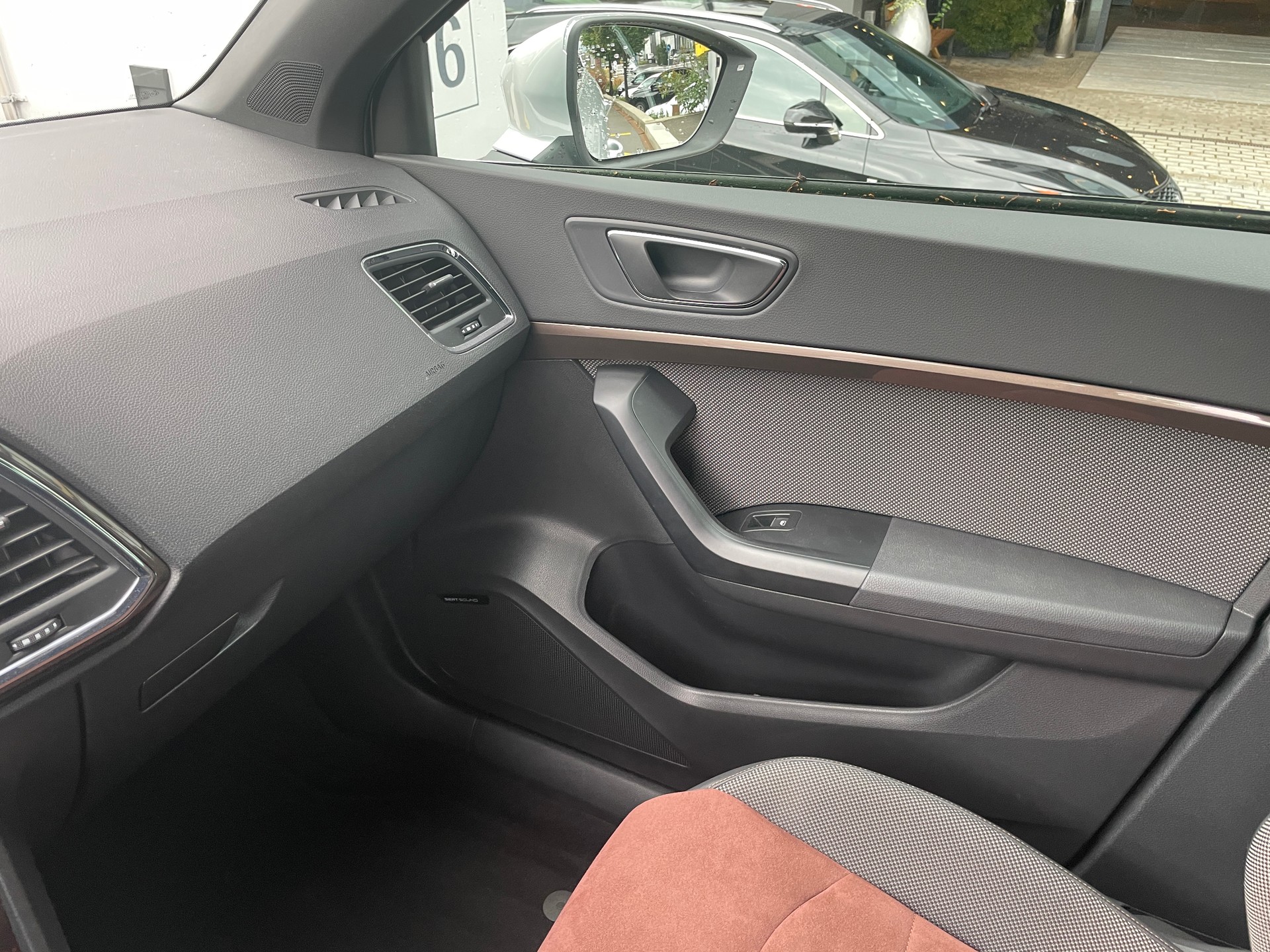 SEAT Ateca 2.0 TDI CR Xcellence 4Drive-image-23