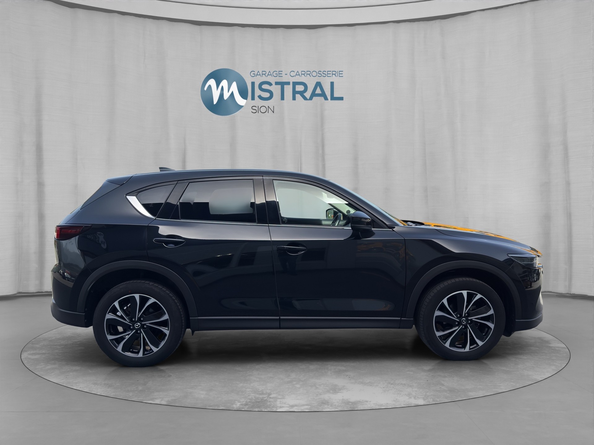 MAZDA CX-5 SKYACTIV-G 194 Revolution AWD Automat-image-5