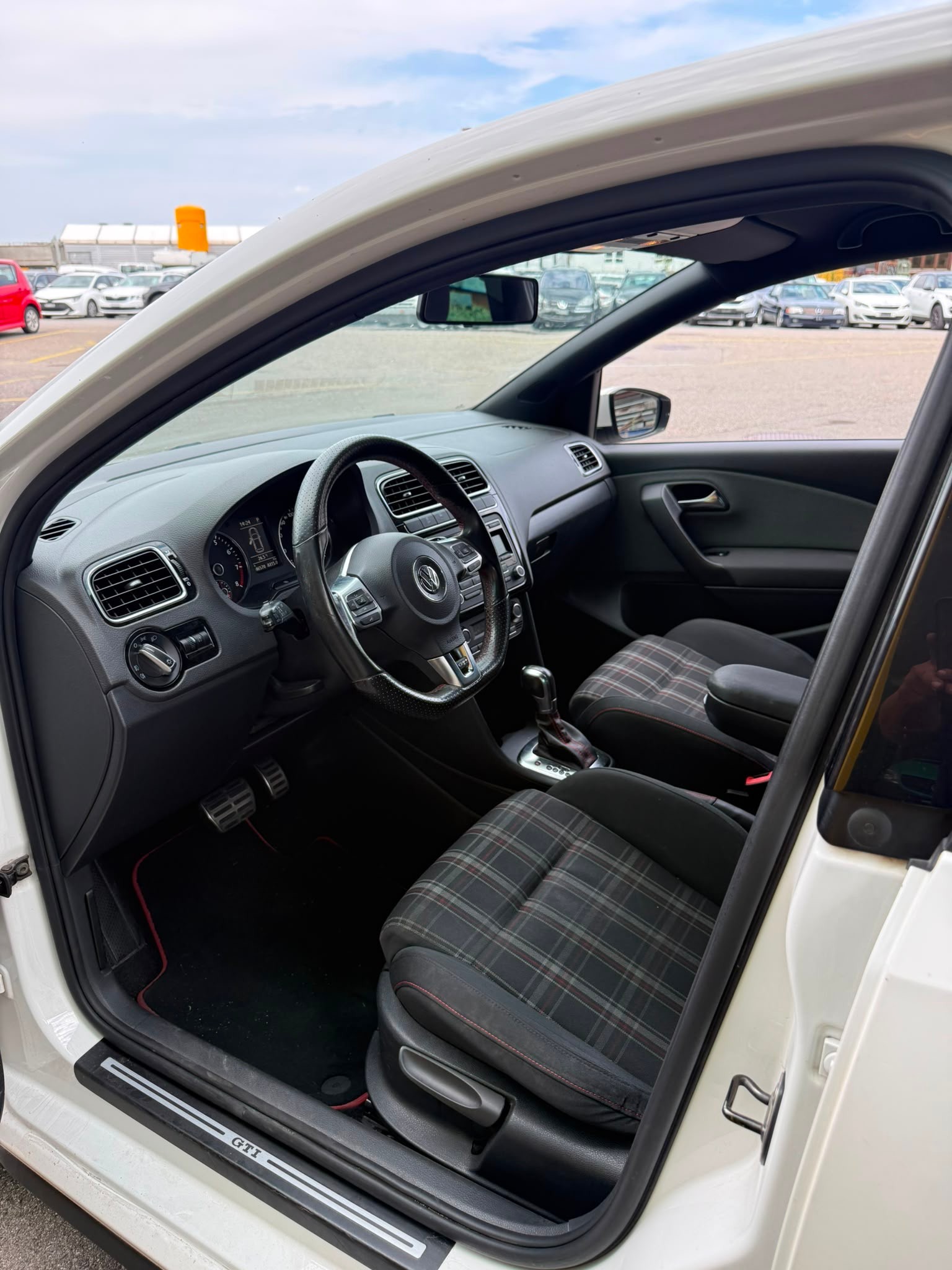 VW Polo 1.4 TSI GTI DSG-image-12