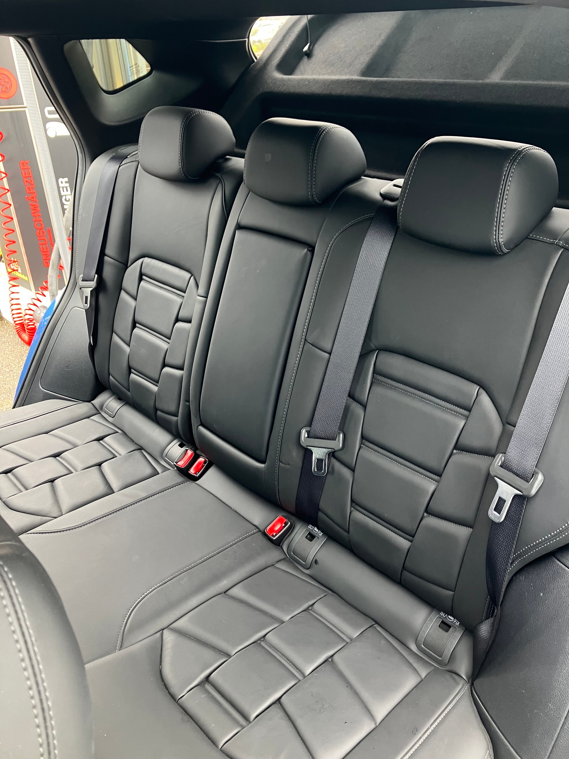 NISSAN Qashqai 1.7 dCi Tekna+ 4x4-image-1