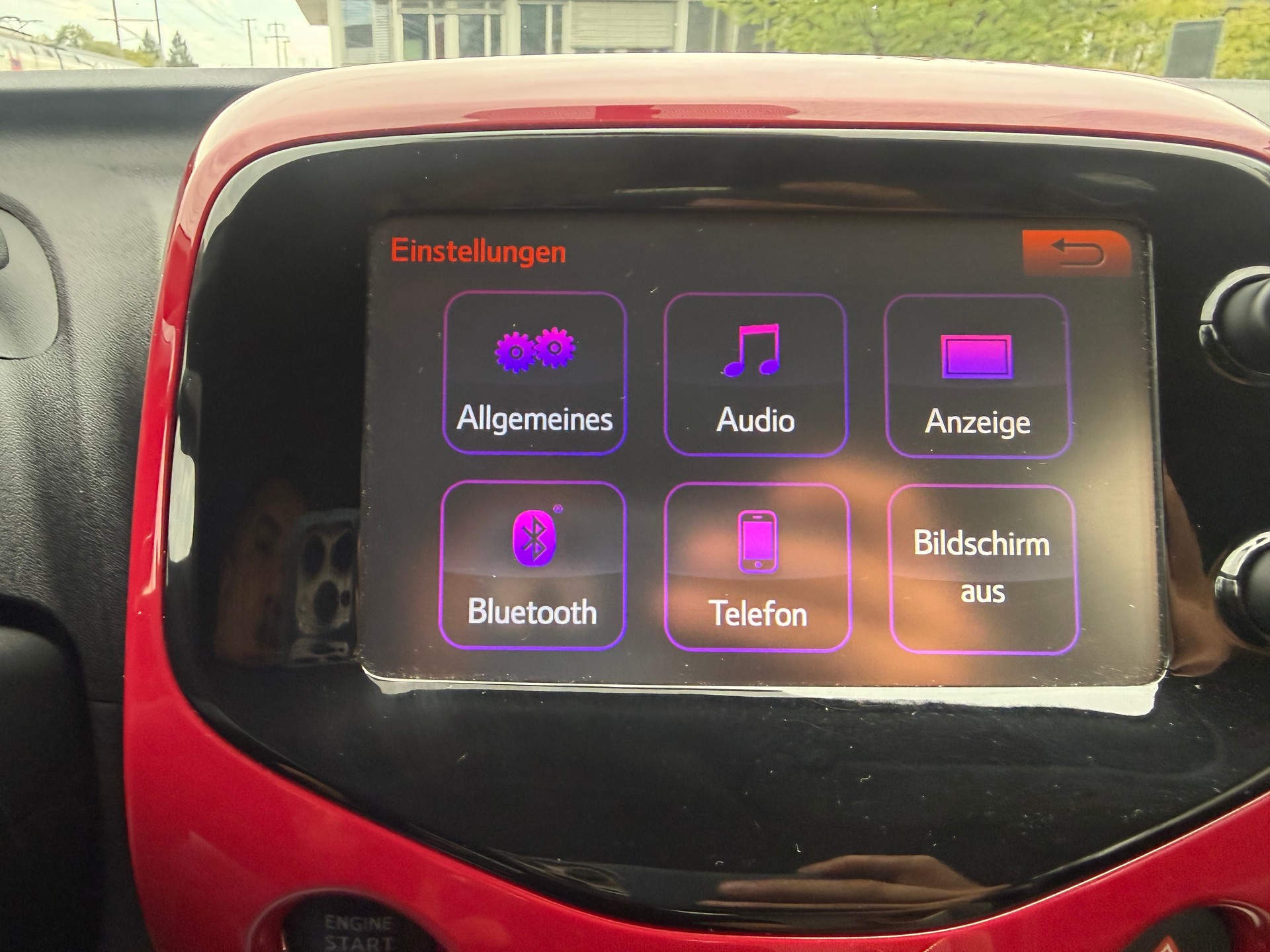 CITROEN C1 1.0 VTi ETG5 Shine Edition-image-10