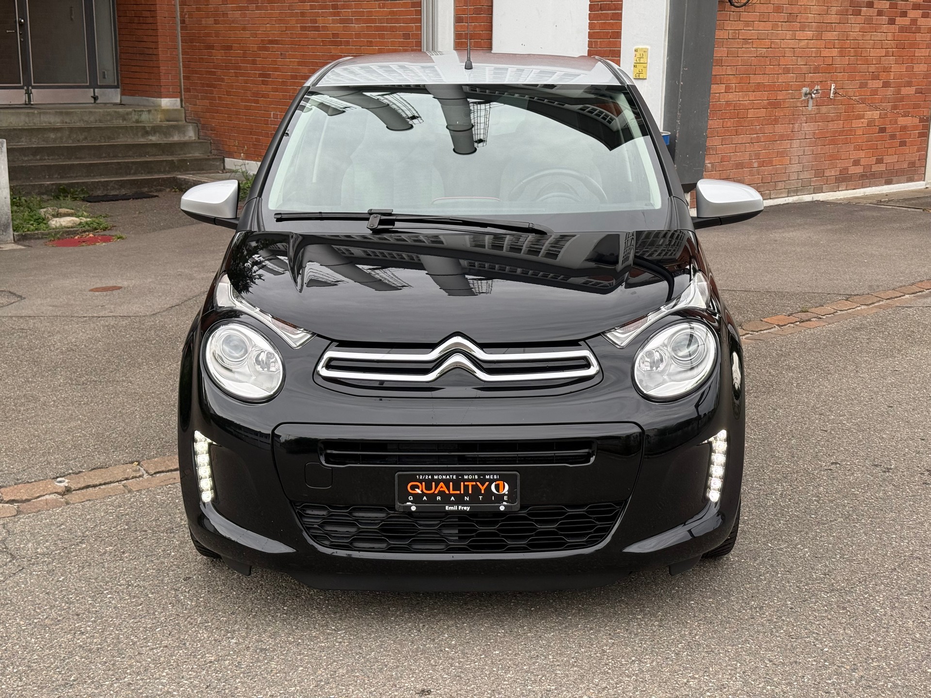CITROEN C1 1.0 VTi ETG5 Shine Edition-image-0