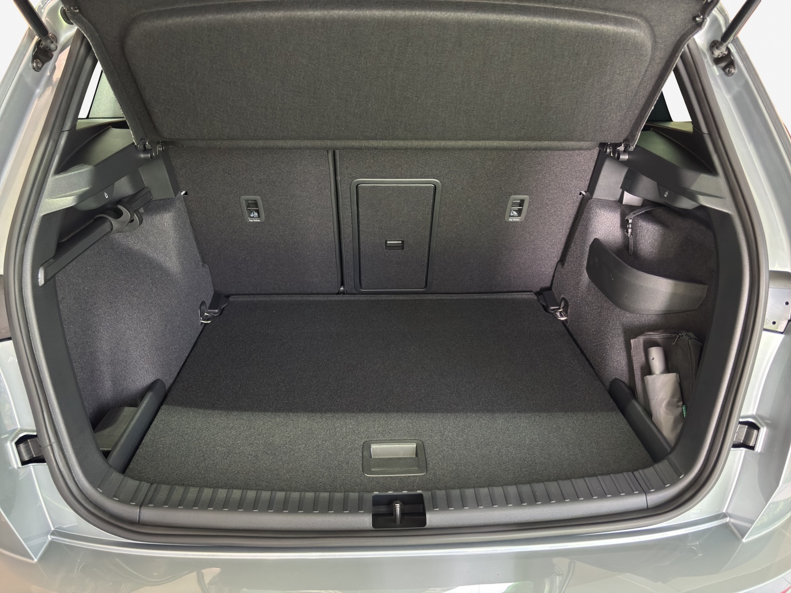 SKODA Karoq 2.0 TSI SportLine 4x4 DSG-image-10