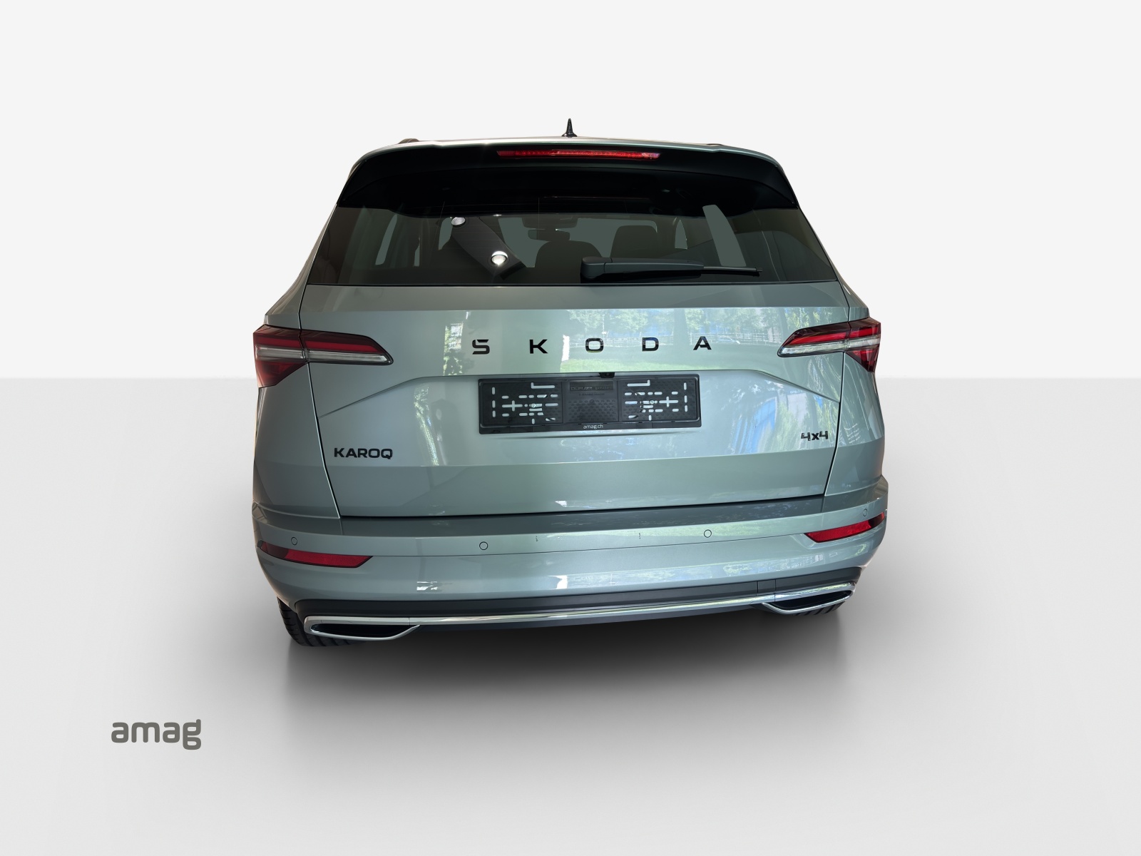SKODA Karoq 2.0 TSI SportLine 4x4 DSG-image-2