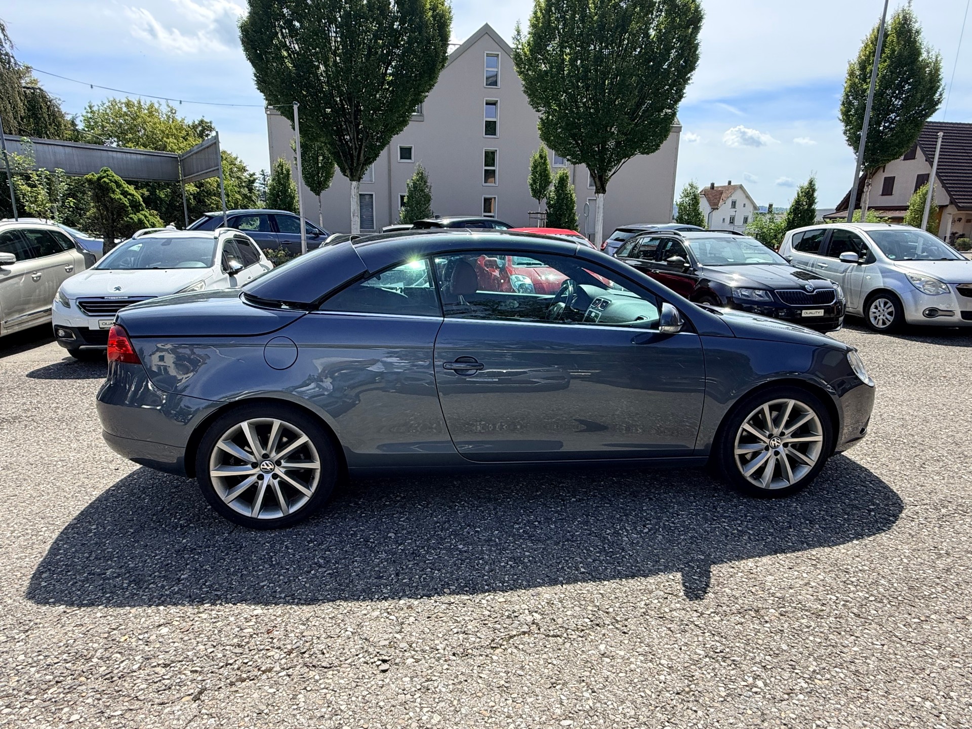 VW Eos 2.0 FSI Turbo-image-4