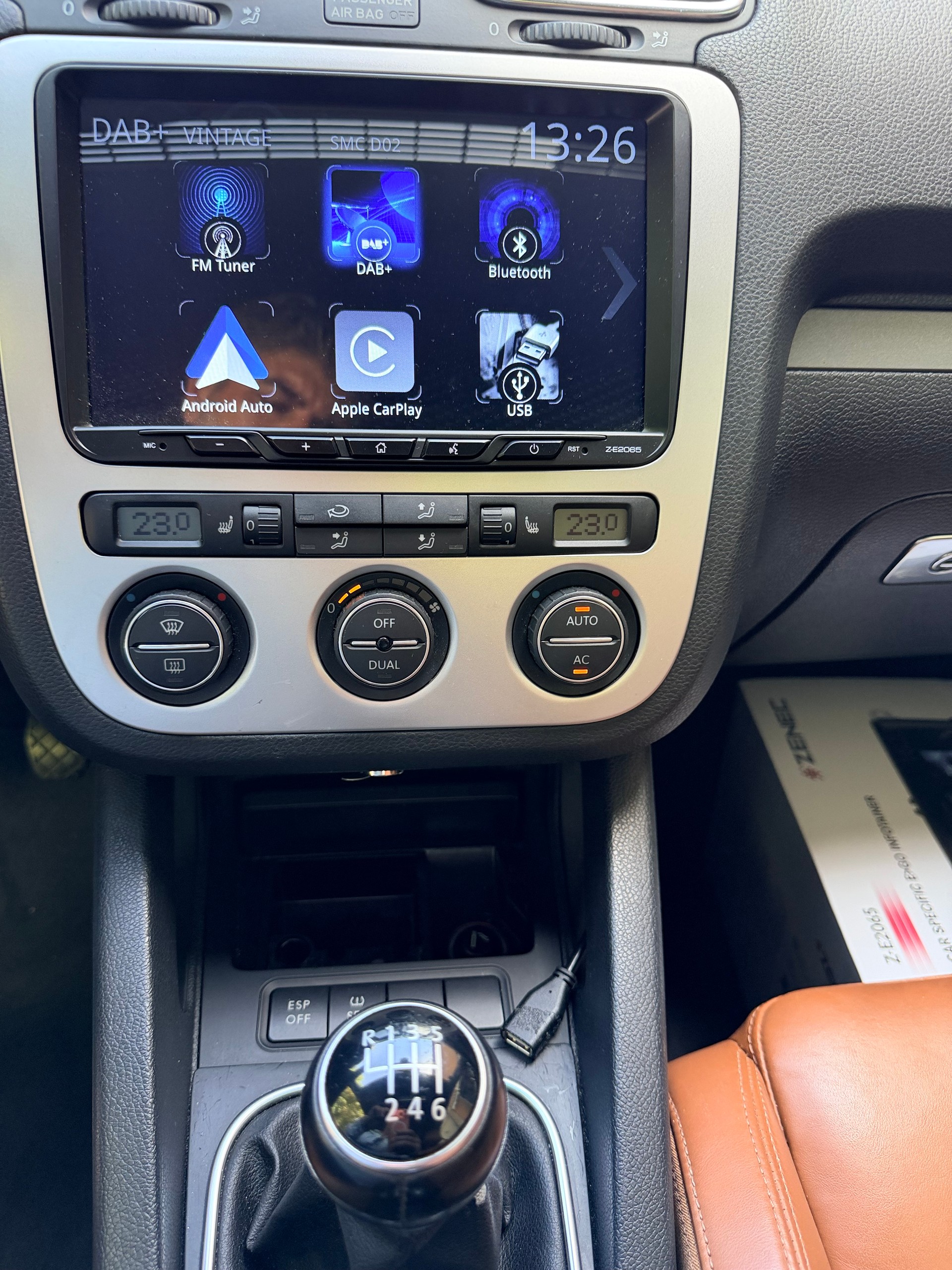 VW Eos 2.0 FSI Turbo-image-15
