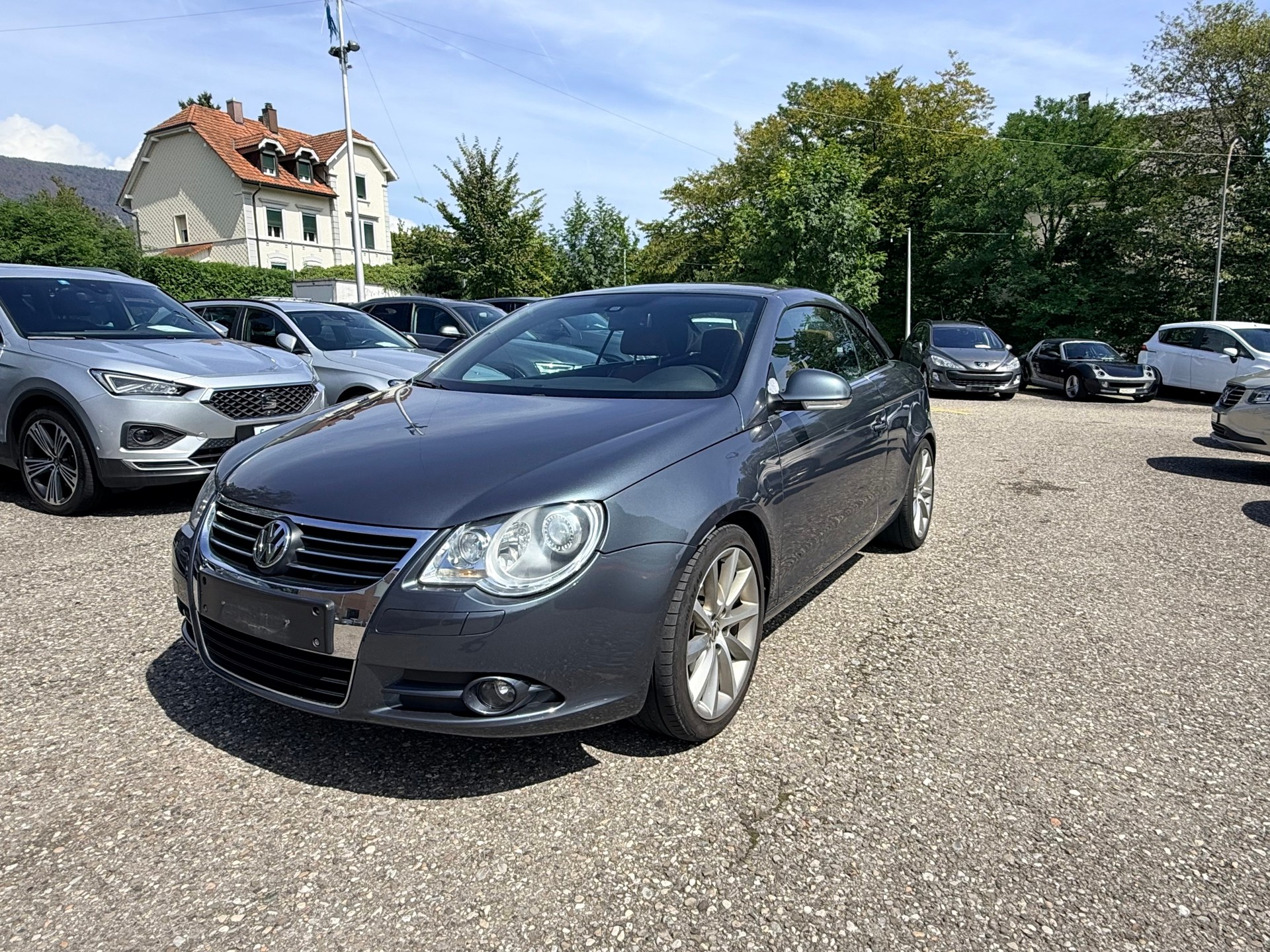 VW Eos 2.0 FSI Turbo-image-2