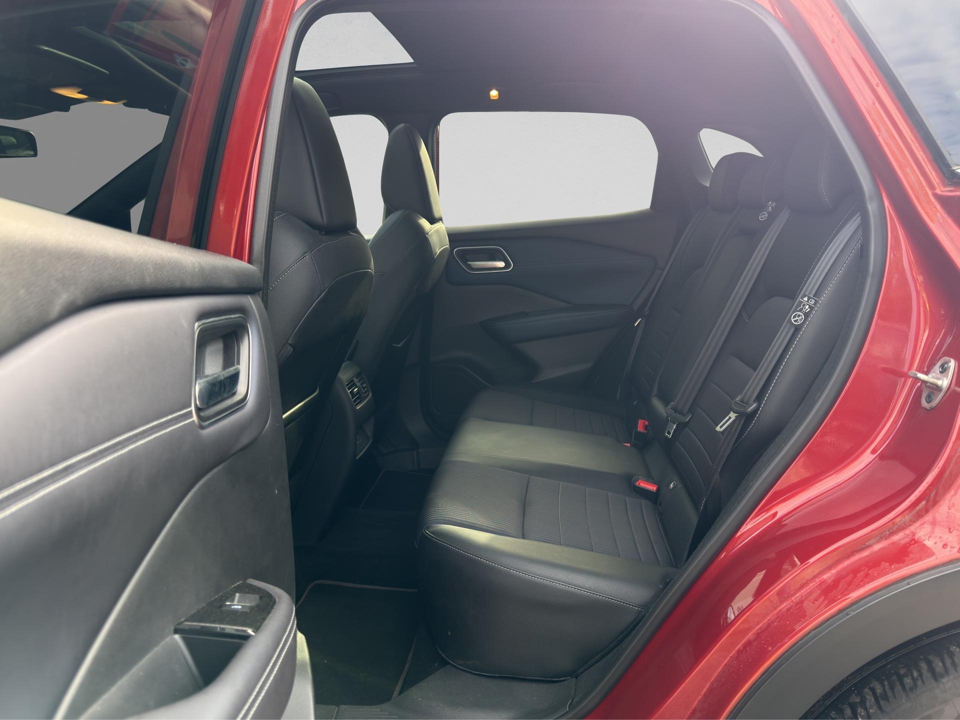 NISSAN Qashqai 1.3 DIG-T MHEV Tekna Xtronic 4x4-image-14
