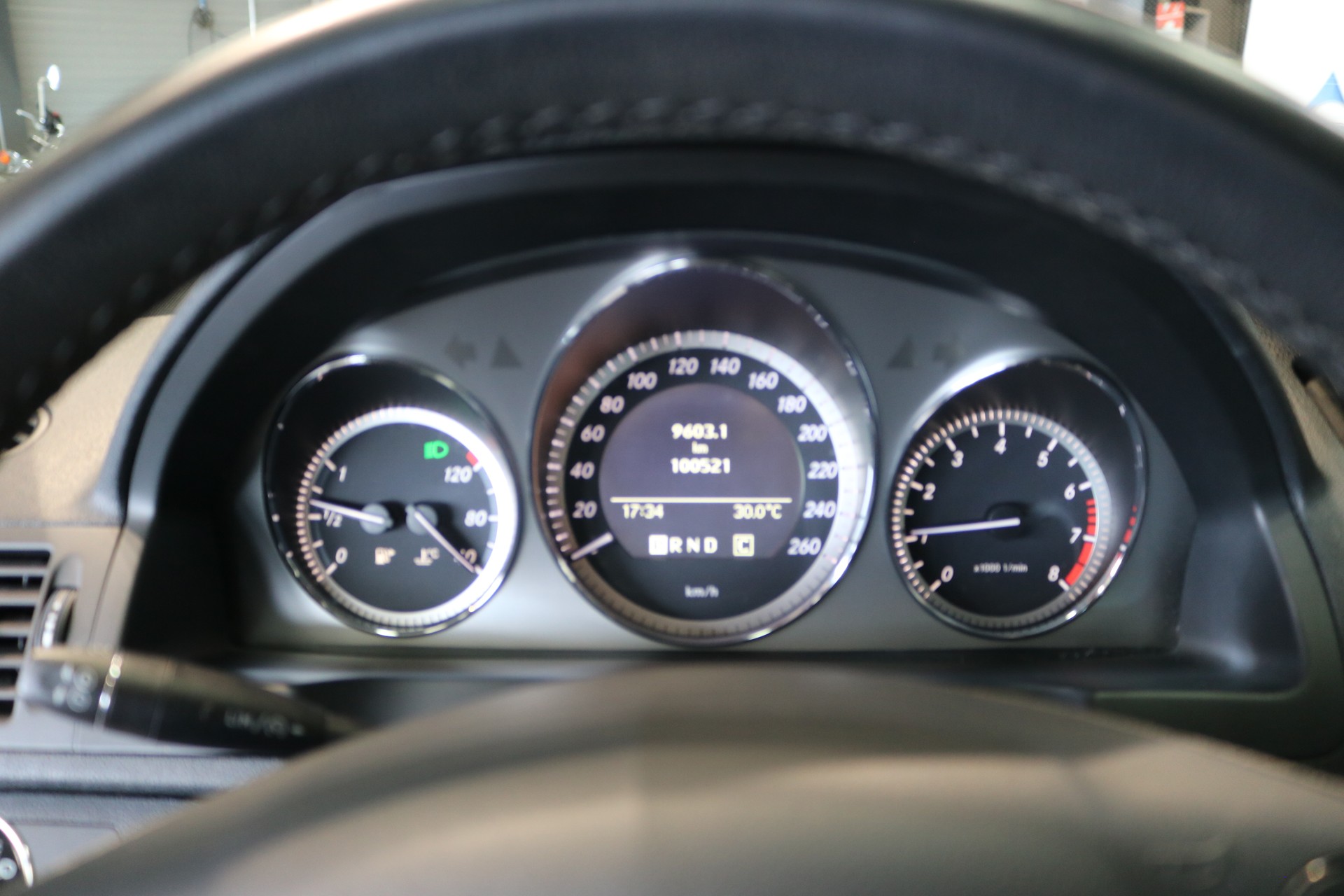 MERCEDES-BENZ C 300 (280) Avantgarde 4Matic 7G-Tronic-image-28