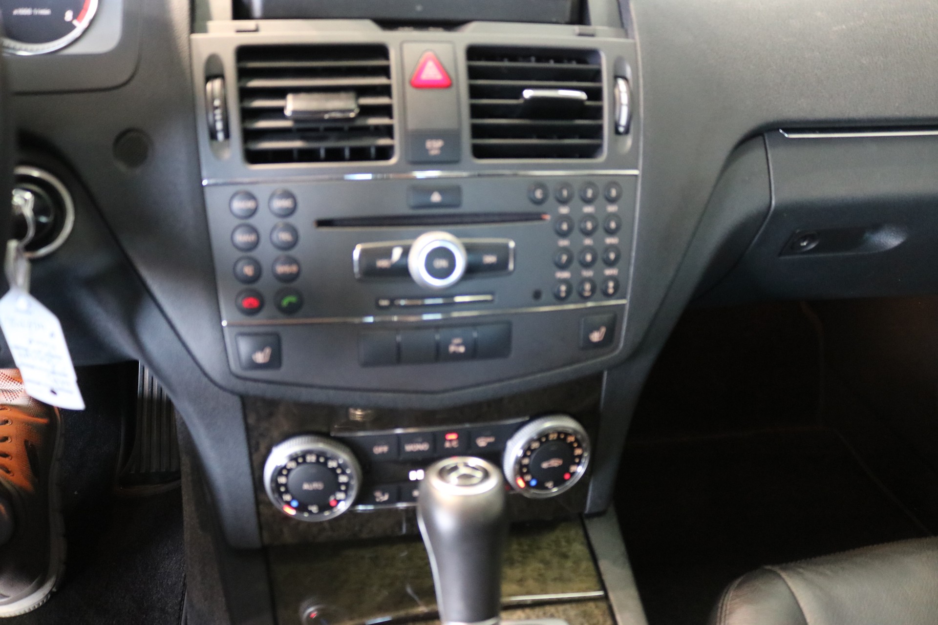 MERCEDES-BENZ C 300 (280) Avantgarde 4Matic 7G-Tronic-image-29
