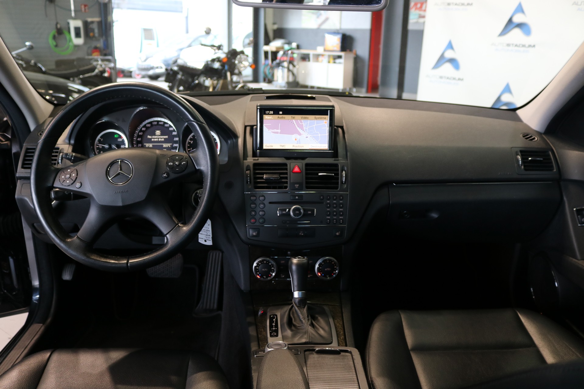 MERCEDES-BENZ C 300 (280) Avantgarde 4Matic 7G-Tronic-image-33