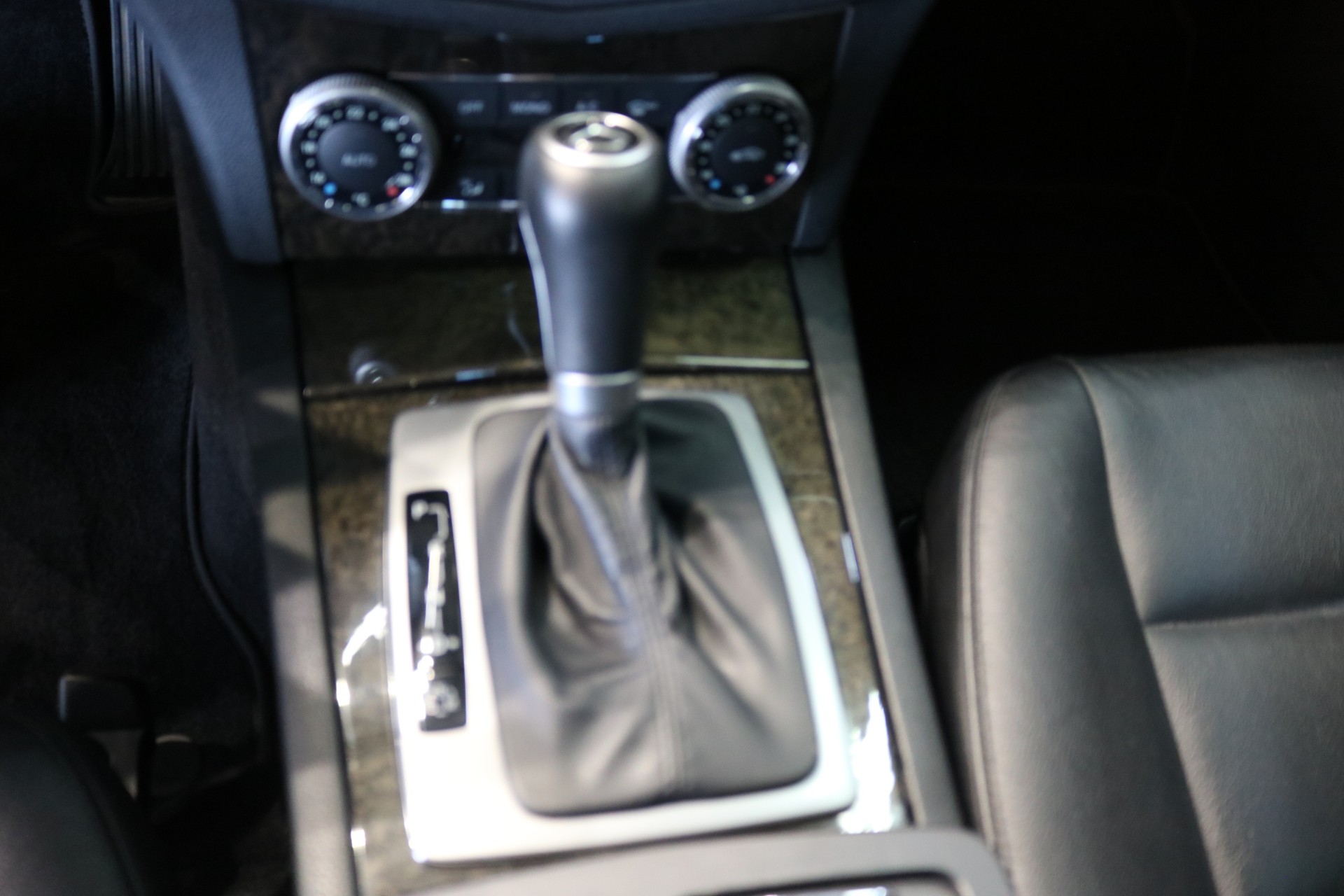 MERCEDES-BENZ C 300 (280) Avantgarde 4Matic 7G-Tronic-image-27